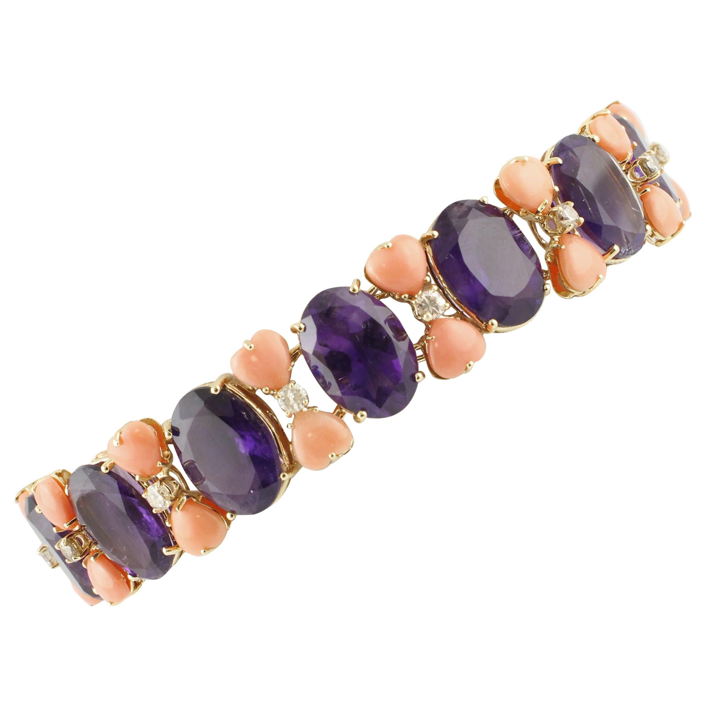 Gliederarmband mit Amethyst, rosa Korallen und Diamanten