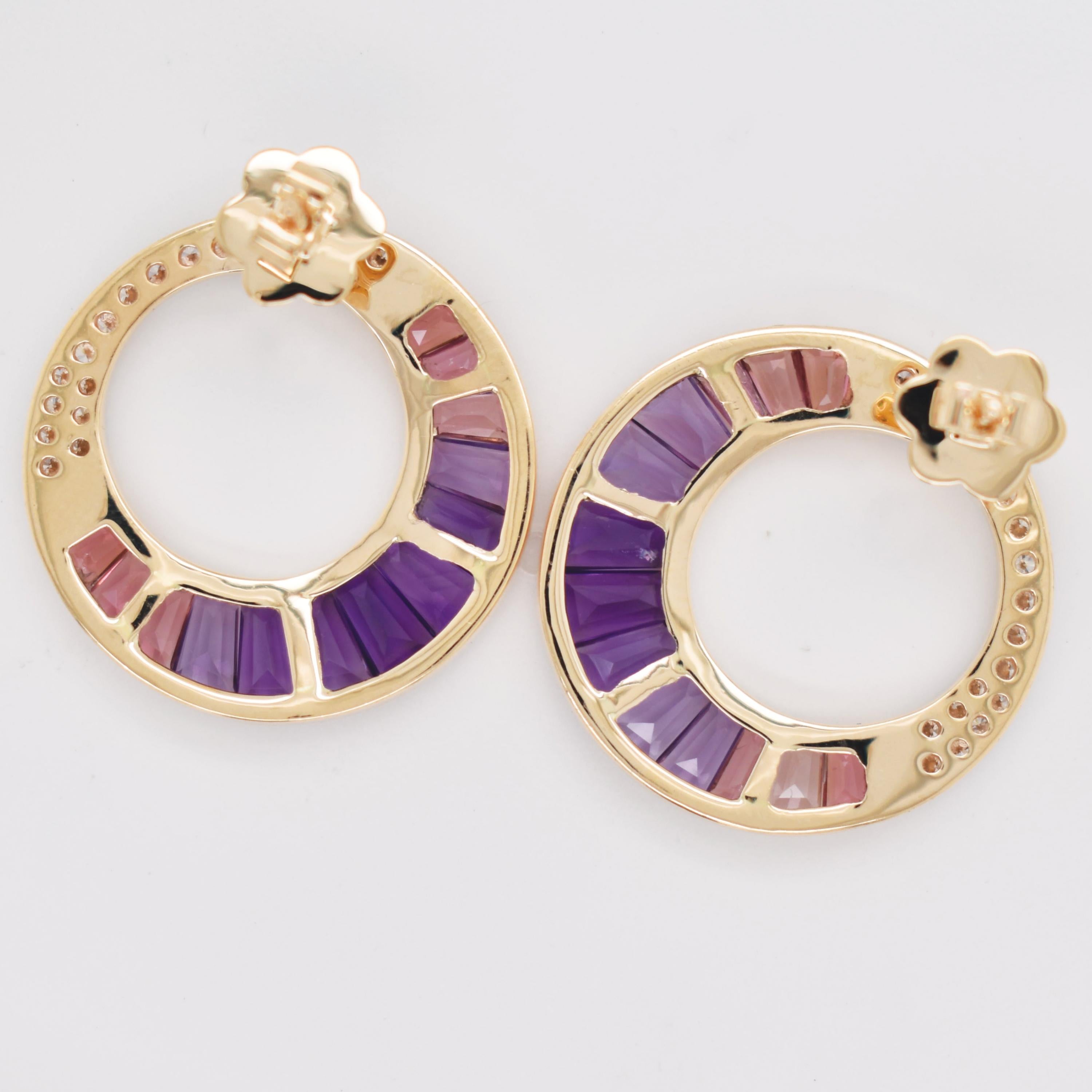 Pendientes Amatista Turmalina Rosa Tallada a Medida Engastados en Canal Oro Amarillo en venta 6