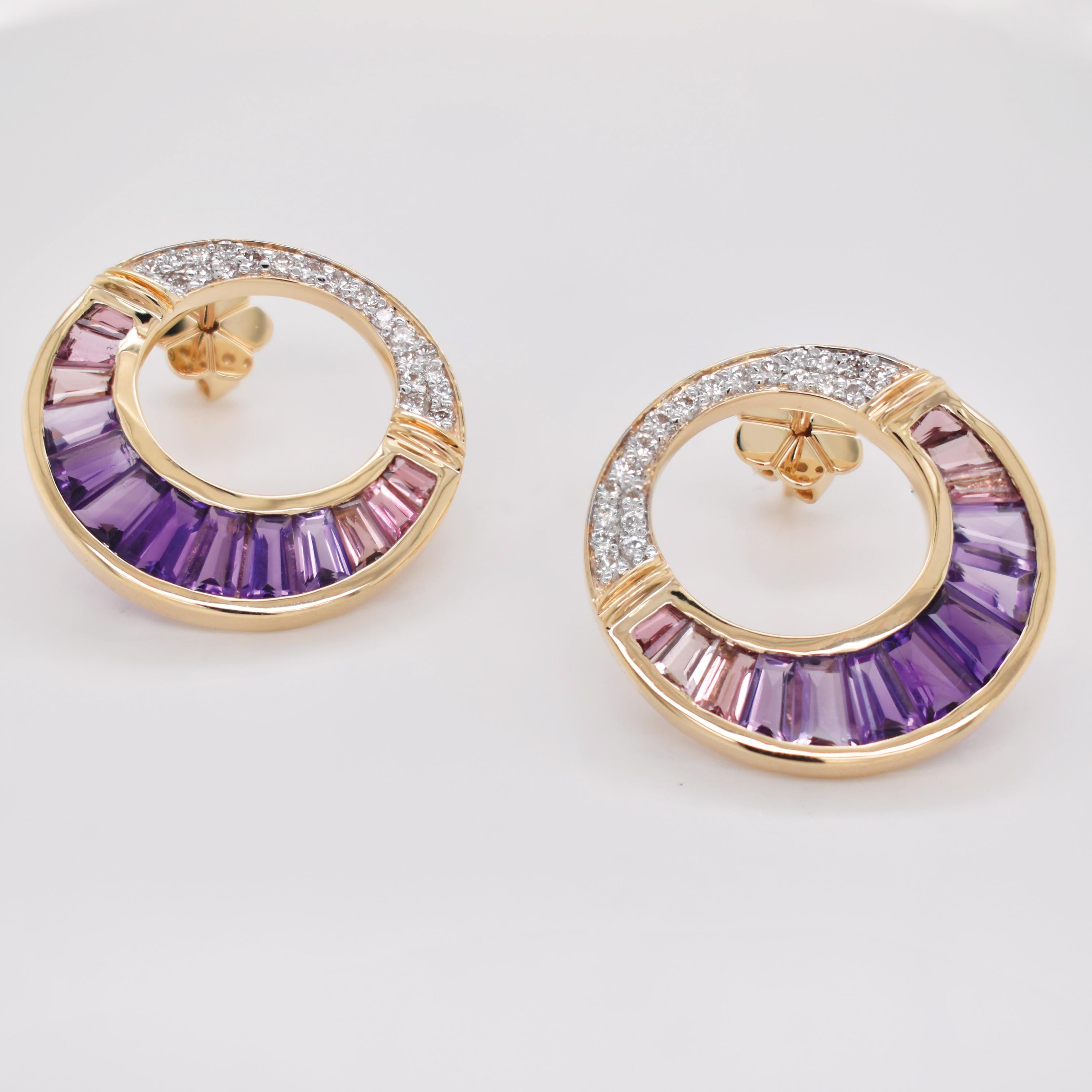 Pendientes Amatista Turmalina Rosa Tallada a Medida Engastados en Canal Oro Amarillo en venta 7