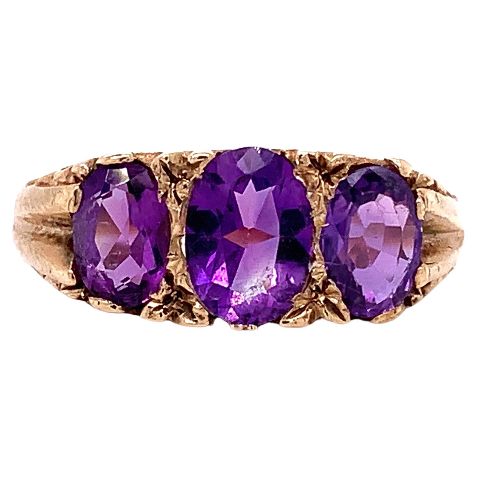 Amethyst lila Edelstein antiker Verlobungsring Gelbgold im Angebot