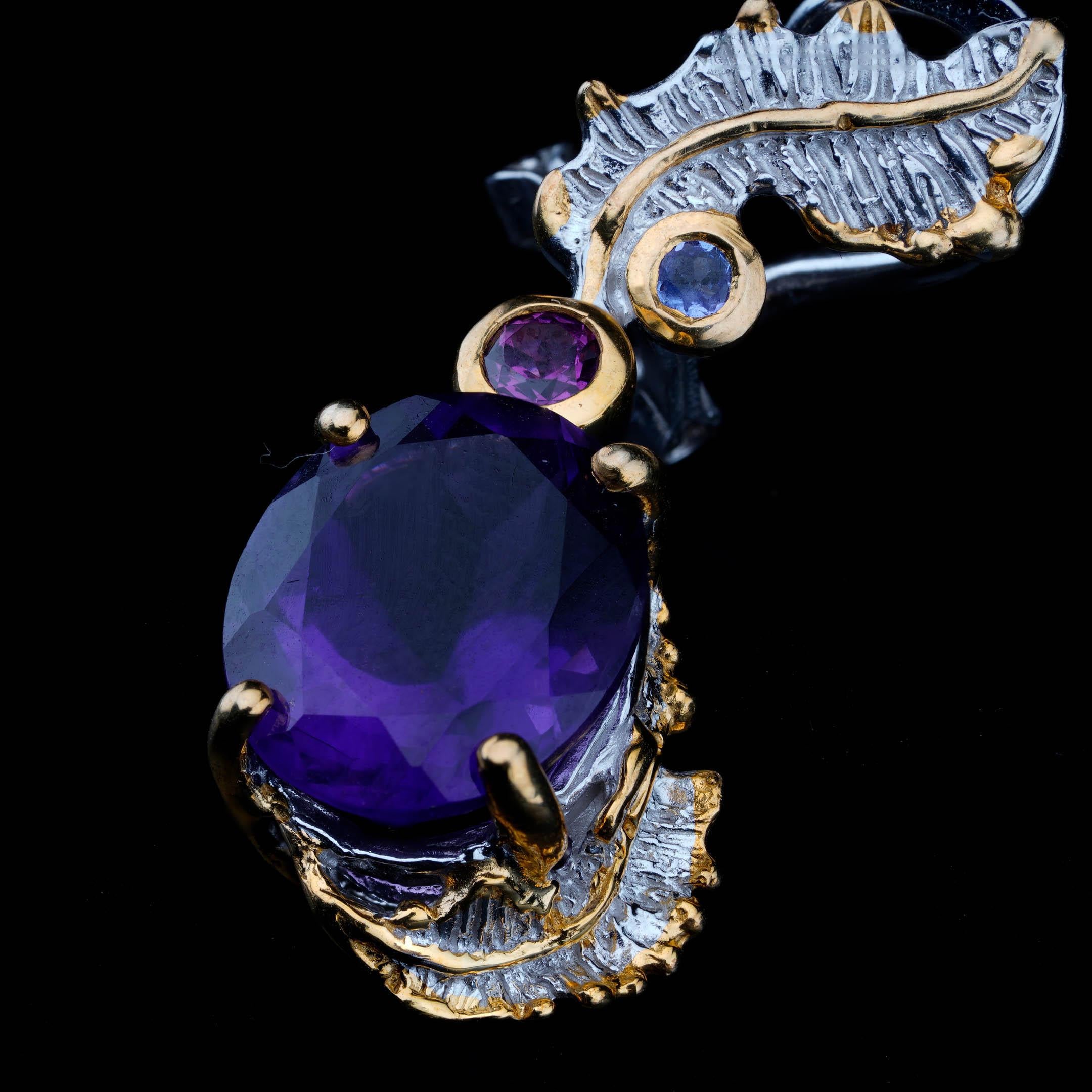 Pendants d'oreilles en améthyste, rhodolite et tanzanite en vente 1