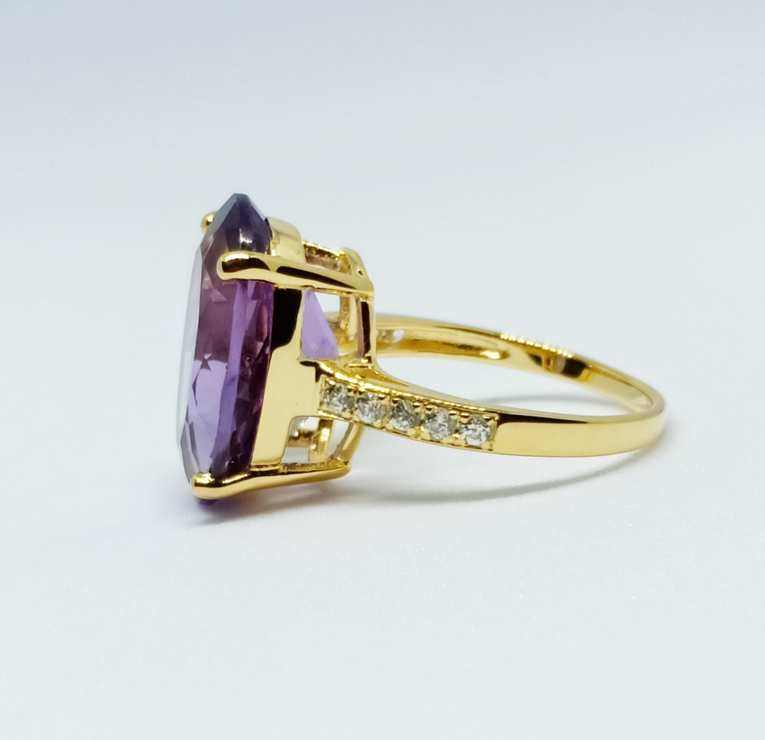 Oval Cut Amethyst ring ( 11.24cts )  white zircon 18kGold plated over sterling silver