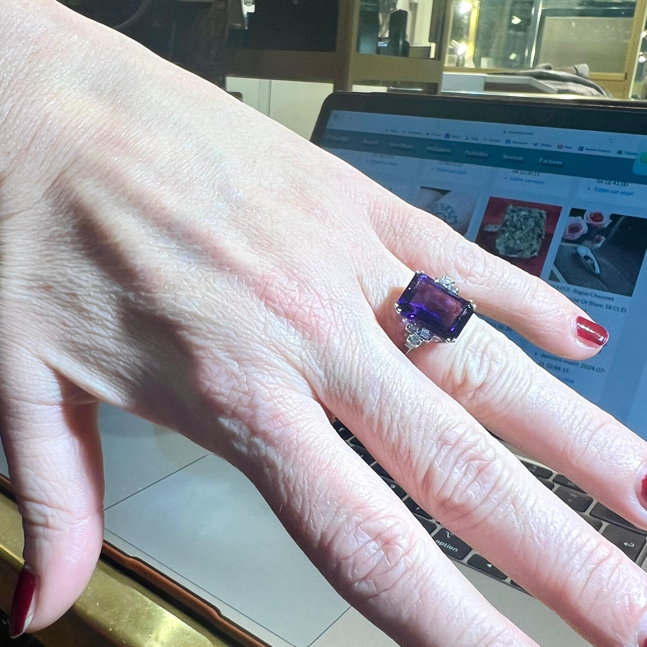 Amethyst Ring, Diamonds, 18 Carat White Gold For Sale 13