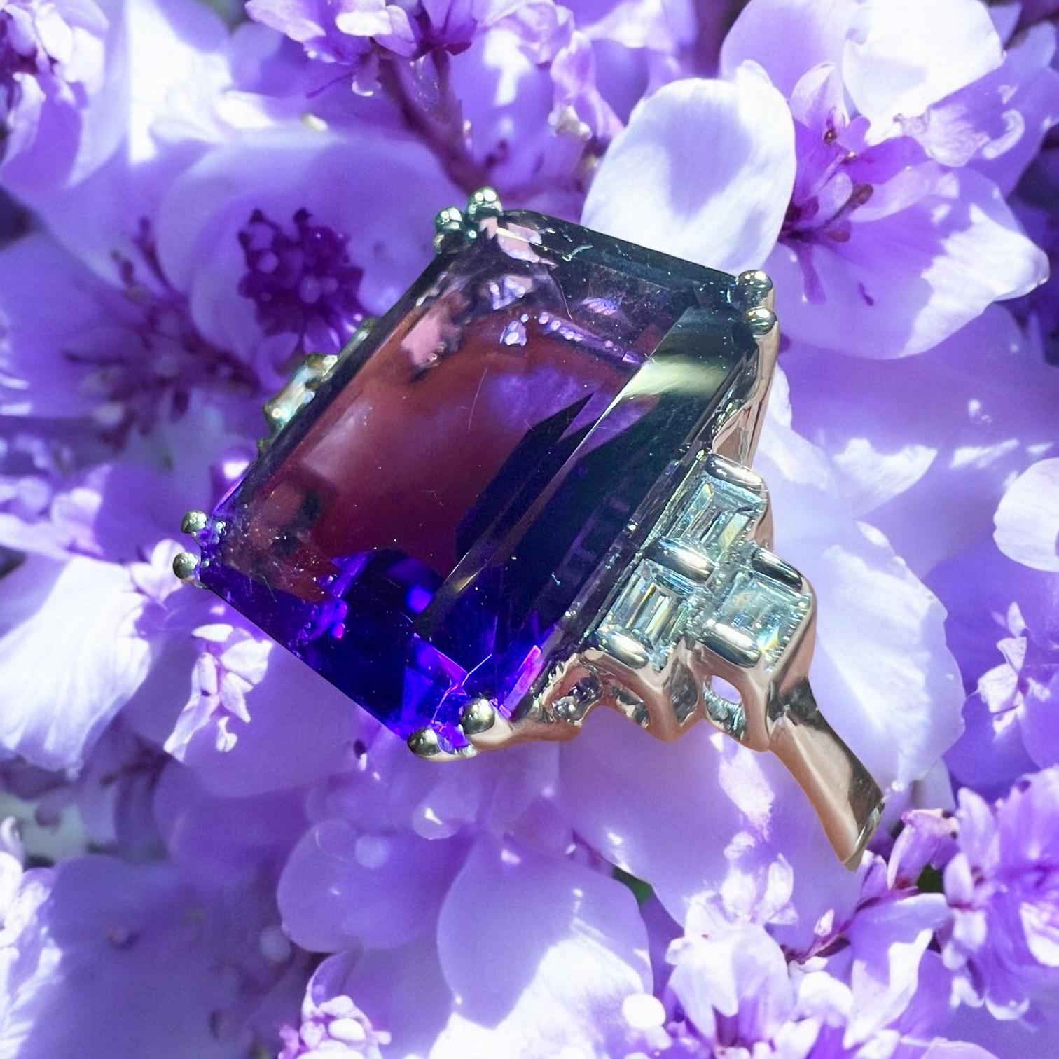 Amethyst Ring, Diamonds, 18 Carat White Gold For Sale 3