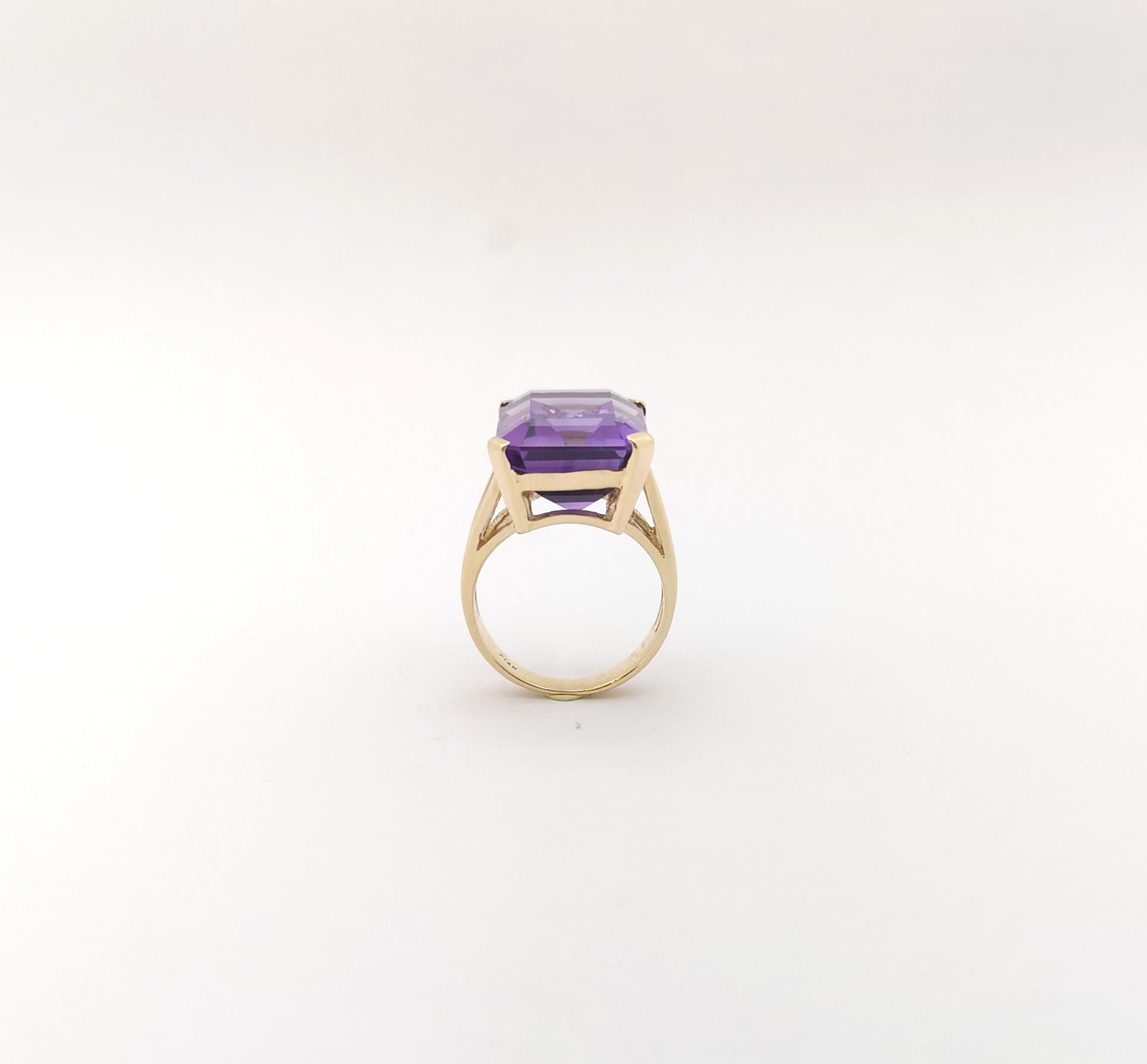 Anillo de amatista engastado en oro de 14 quilates en venta 4