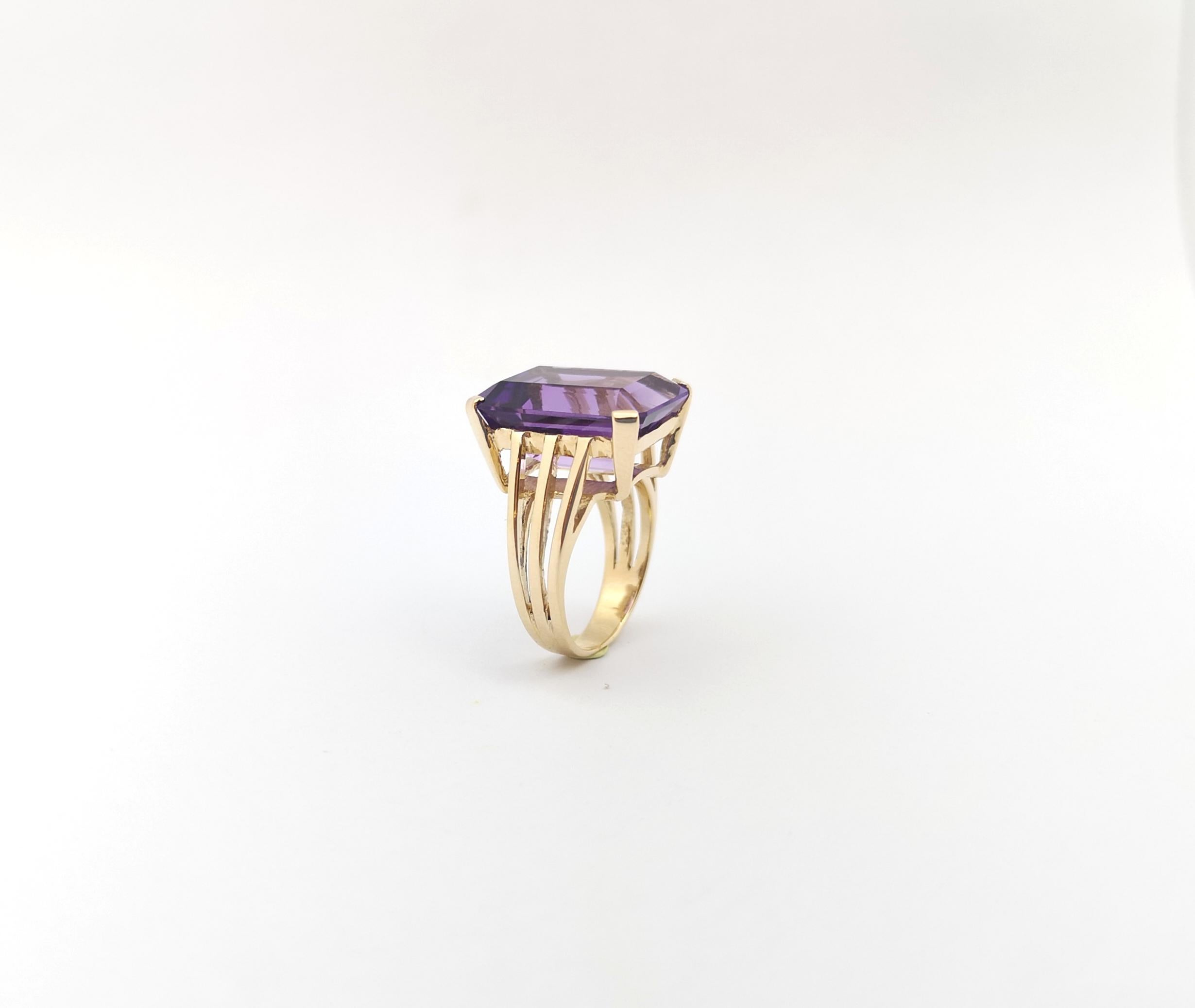 Anillo de amatista engastado en oro de 14 quilates en venta 7