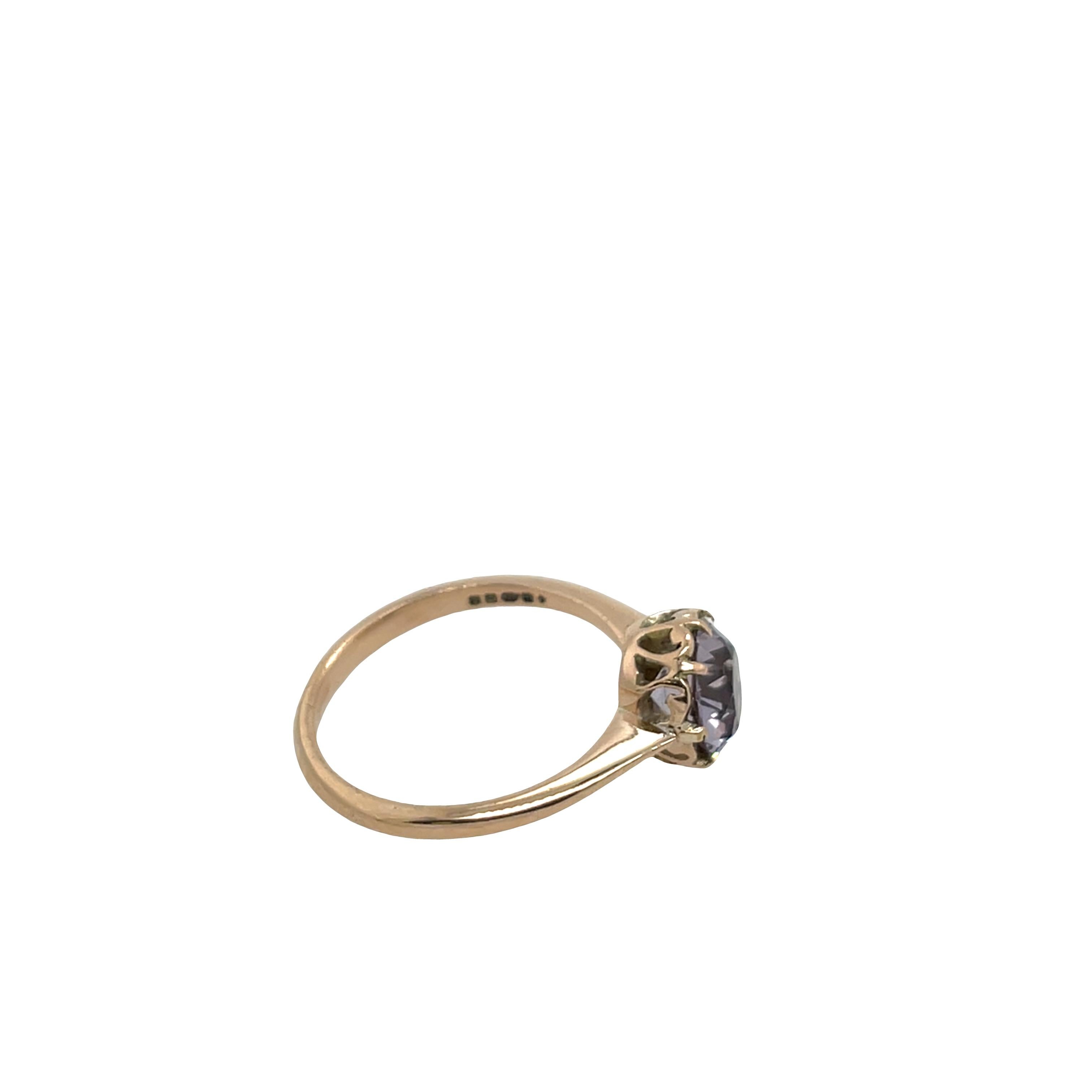 Femenino o masculino Anillo de amatista engastado en oro amarillo de 9 ct en venta