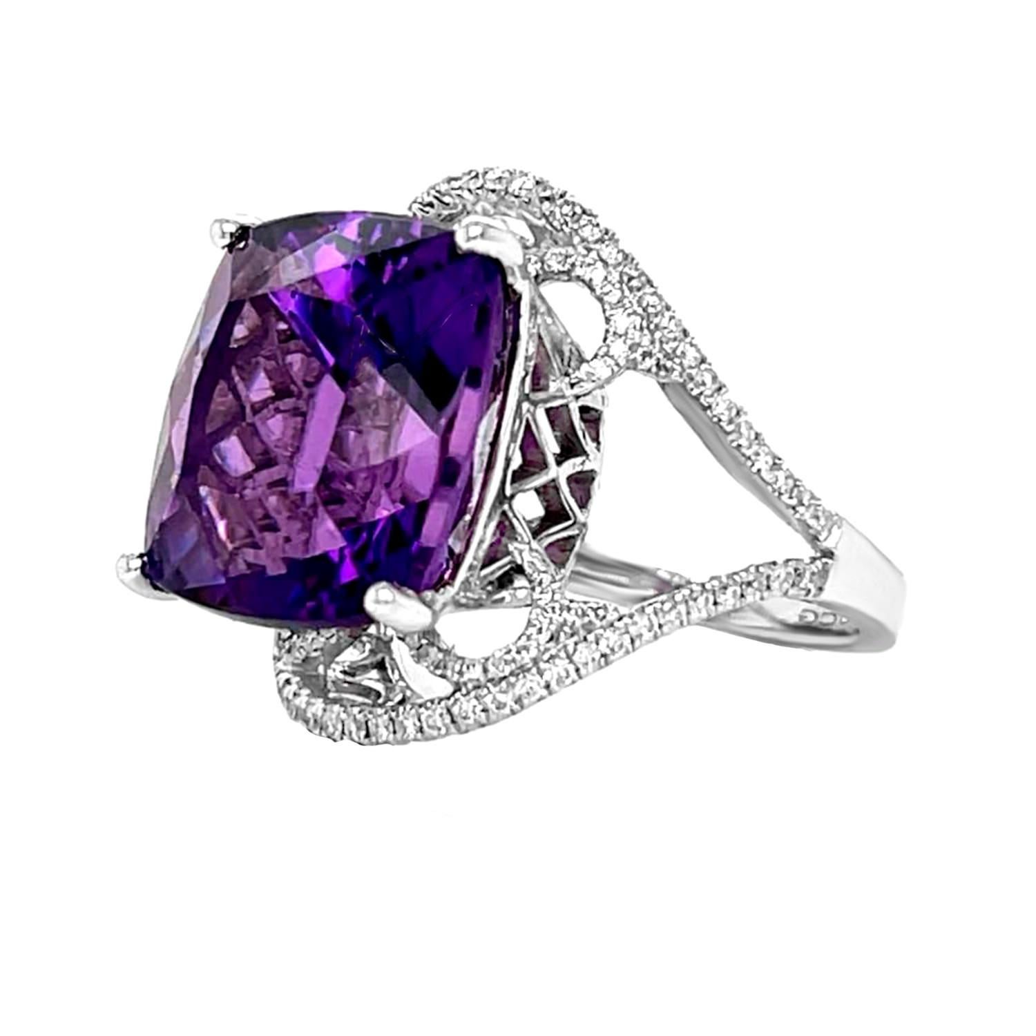 Amethyst Ring With Diamonds 14.89 Carats 14K White Gold In Excellent Condition For Sale In Laguna Niguel, CA