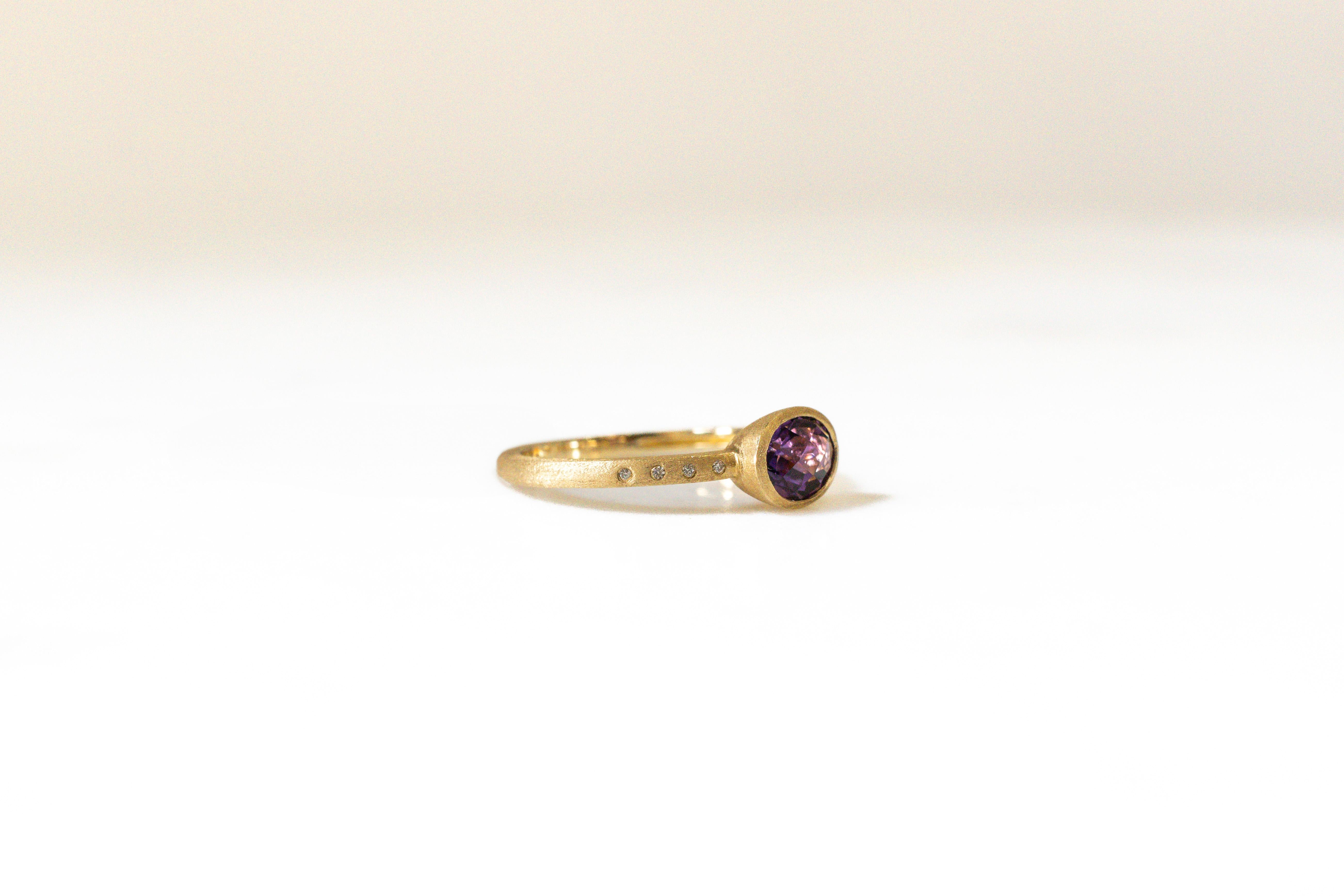 For Sale:  Amethyst Ring with Diamonds in 14K Yellow Gold 2