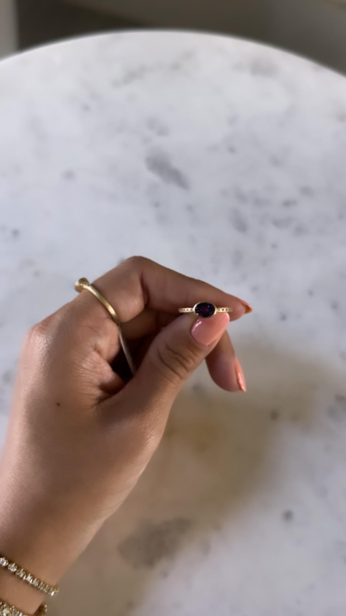 For Sale:  Amethyst Ring with Diamonds in 14K Yellow Gold 4