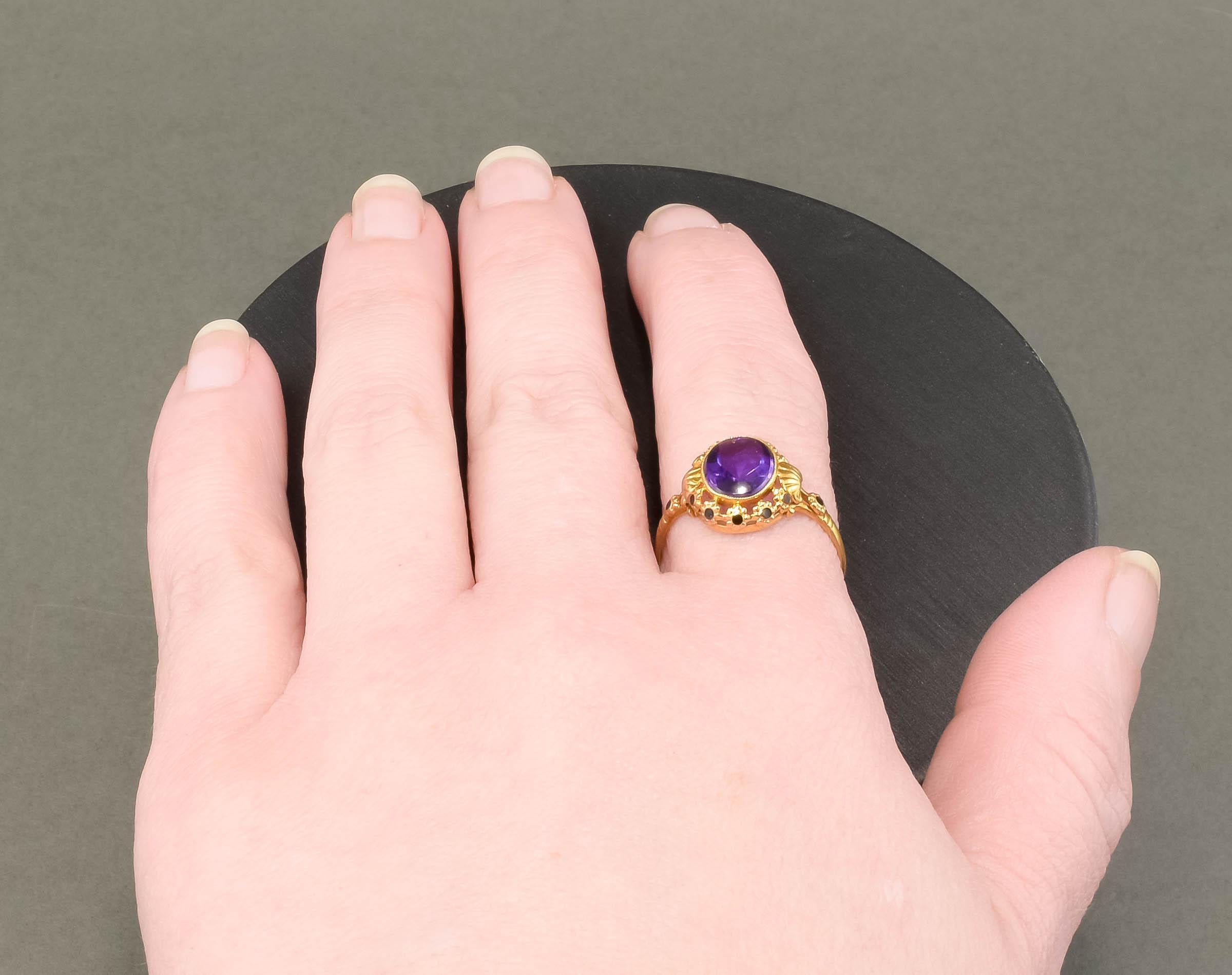 Amethyst Ring with Enamel Flower Blossoms & Shell Design In Good Condition For Sale In Danvers, MA
