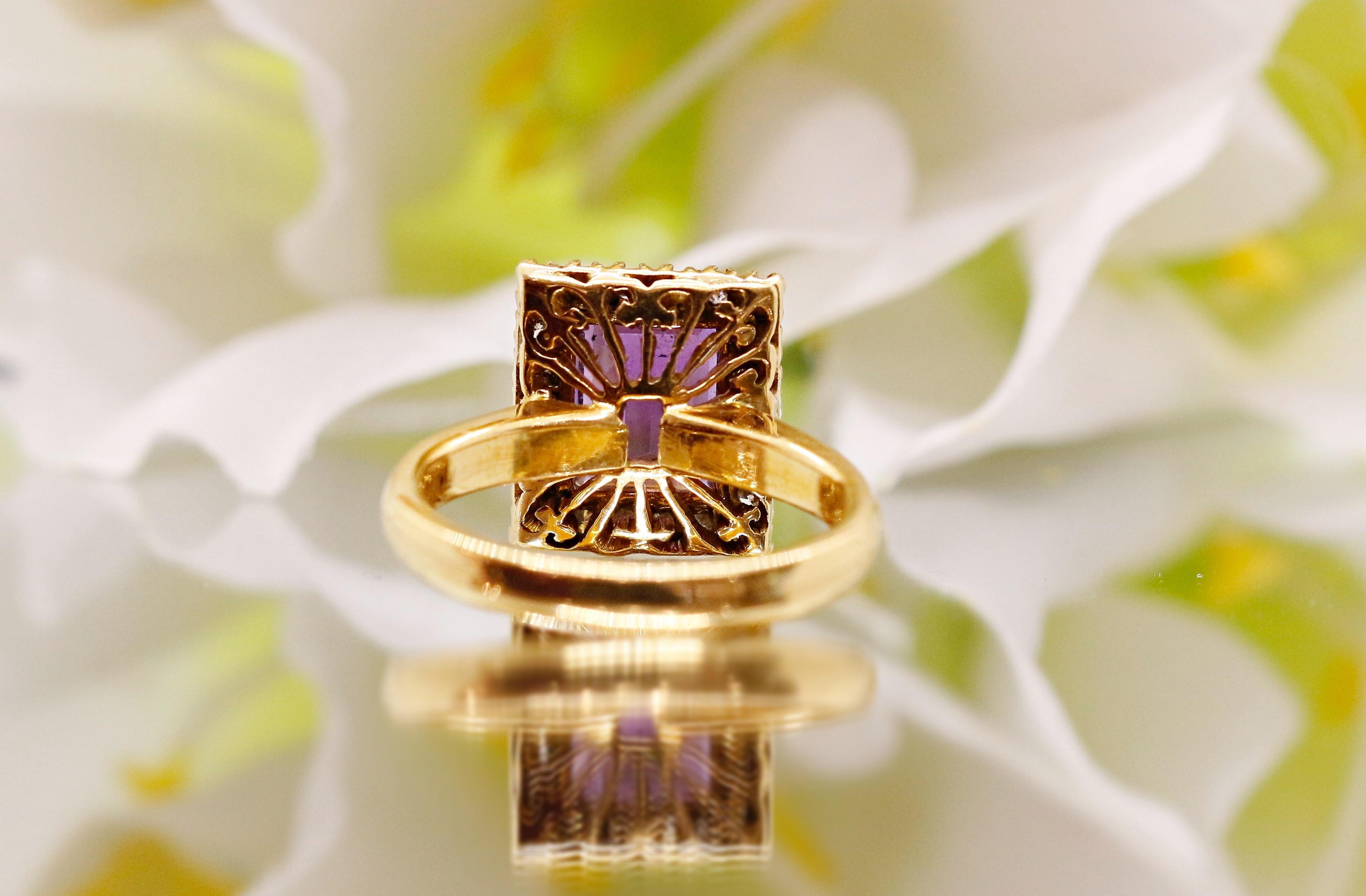 Amethyst Ring with Natural Diamond Accent, Vintage 14k Gold In New Condition For Sale In Fukuoka City, Fukuoka