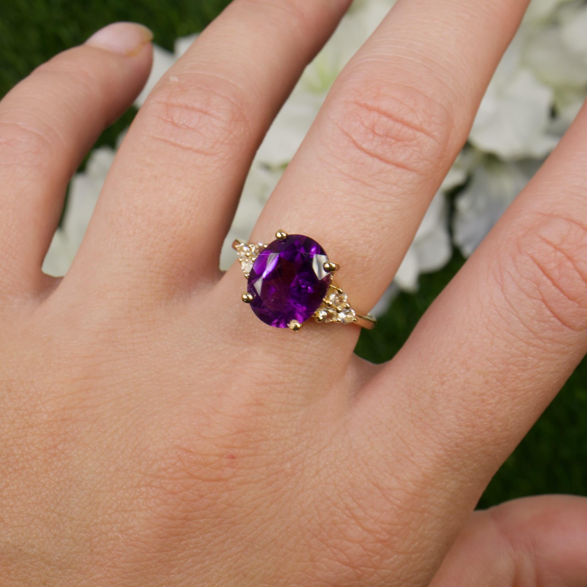 Anillo Amatista Con Topacios Blancos 3,4 Quilates Plata Chapada en Oro Amarillo 14K en Nuevo estado para la venta en Aliso Viejo, CA