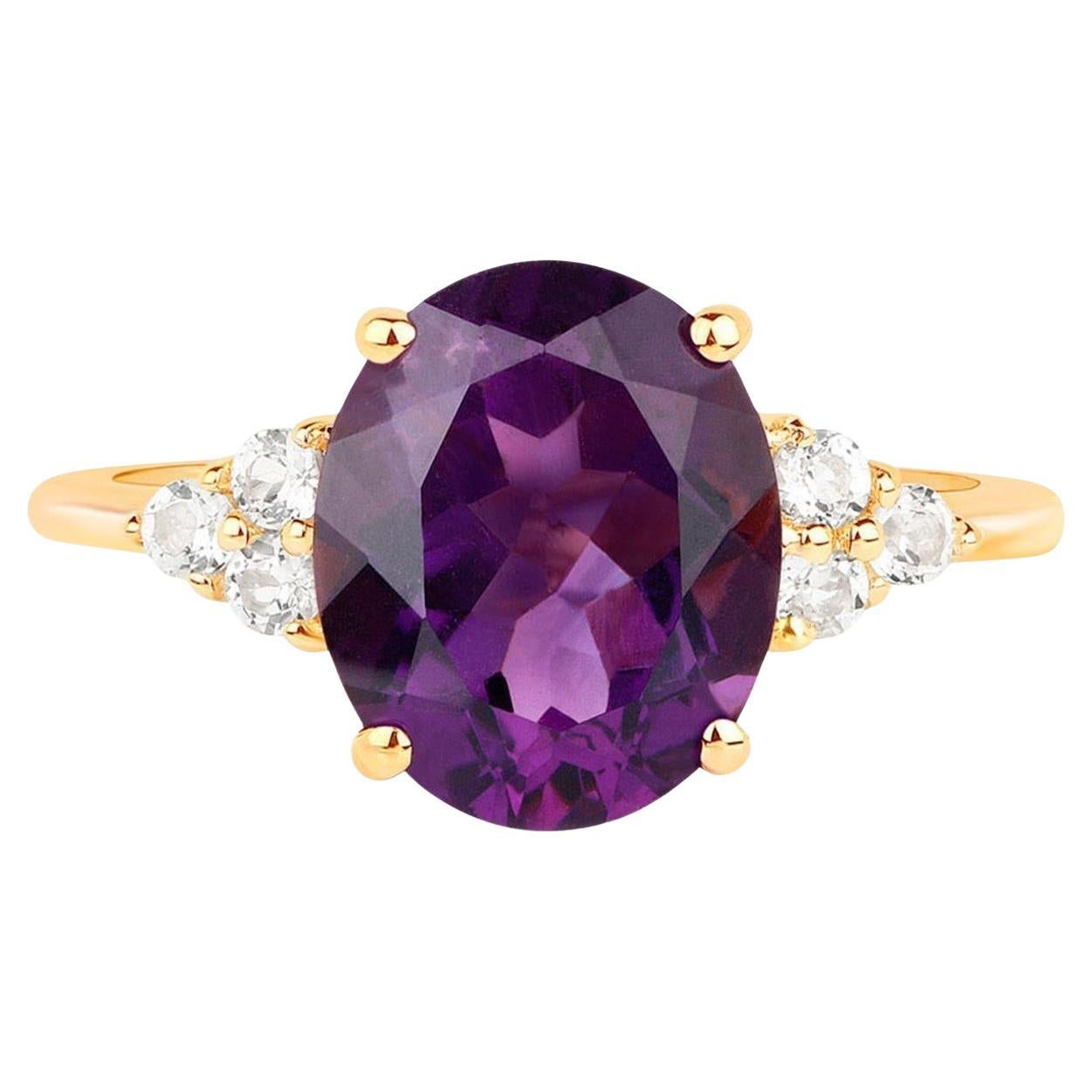 Anello con ametista e topazi bianchi da 3,4 carati in argento placcato oro giallo 14K in vendita