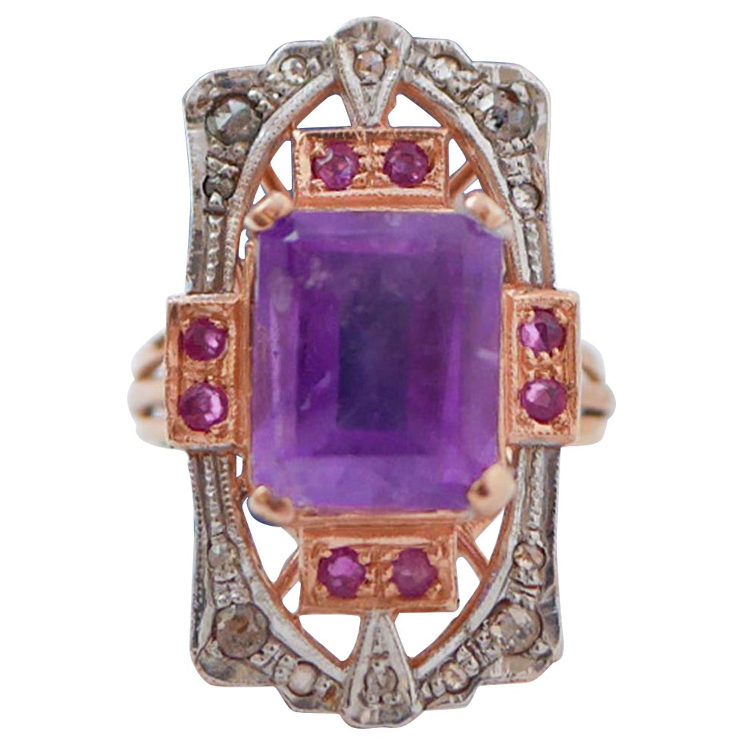 Anello con ametista, rubini, diamanti, oro rosa e argento. in vendita
