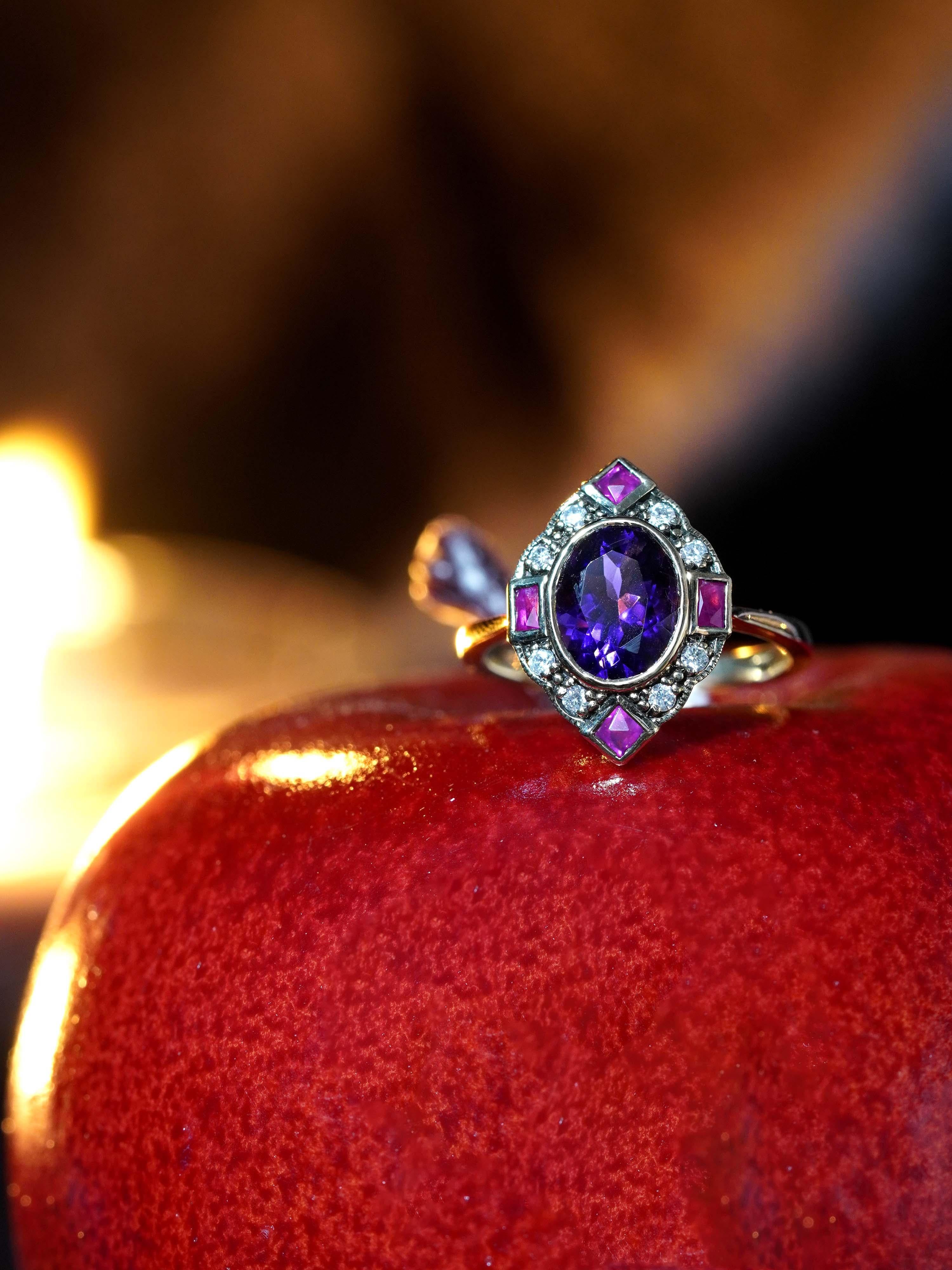 Anello a raggiera con ametista, rubino e diamante in stile Art Déco in oro giallo 10 carati in vendita 1