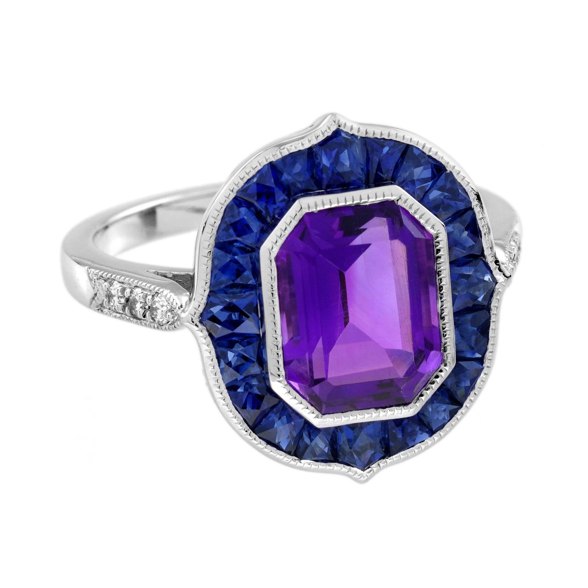 Taille émeraude Bague de fiançailles en or blanc 18 carats, améthyste, saphir et diamant de style Art déco en vente