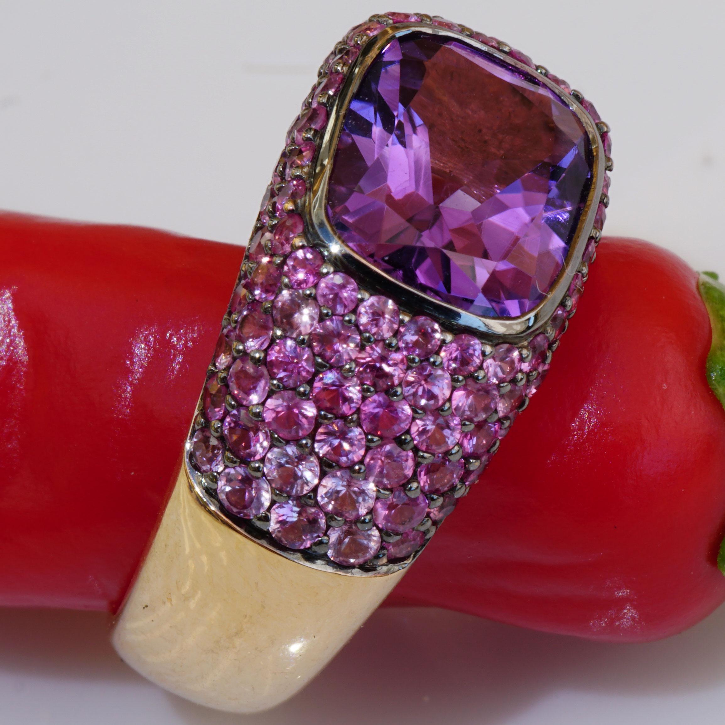 Round Cut Amethyst Sapphire Ring 18 Kt Rose Gold AAA+ Perfect Jewelers Art Made in Valenza For Sale