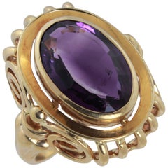 Amethyst Set in 18 Karat Yellow Gold Edwardian Style Ring