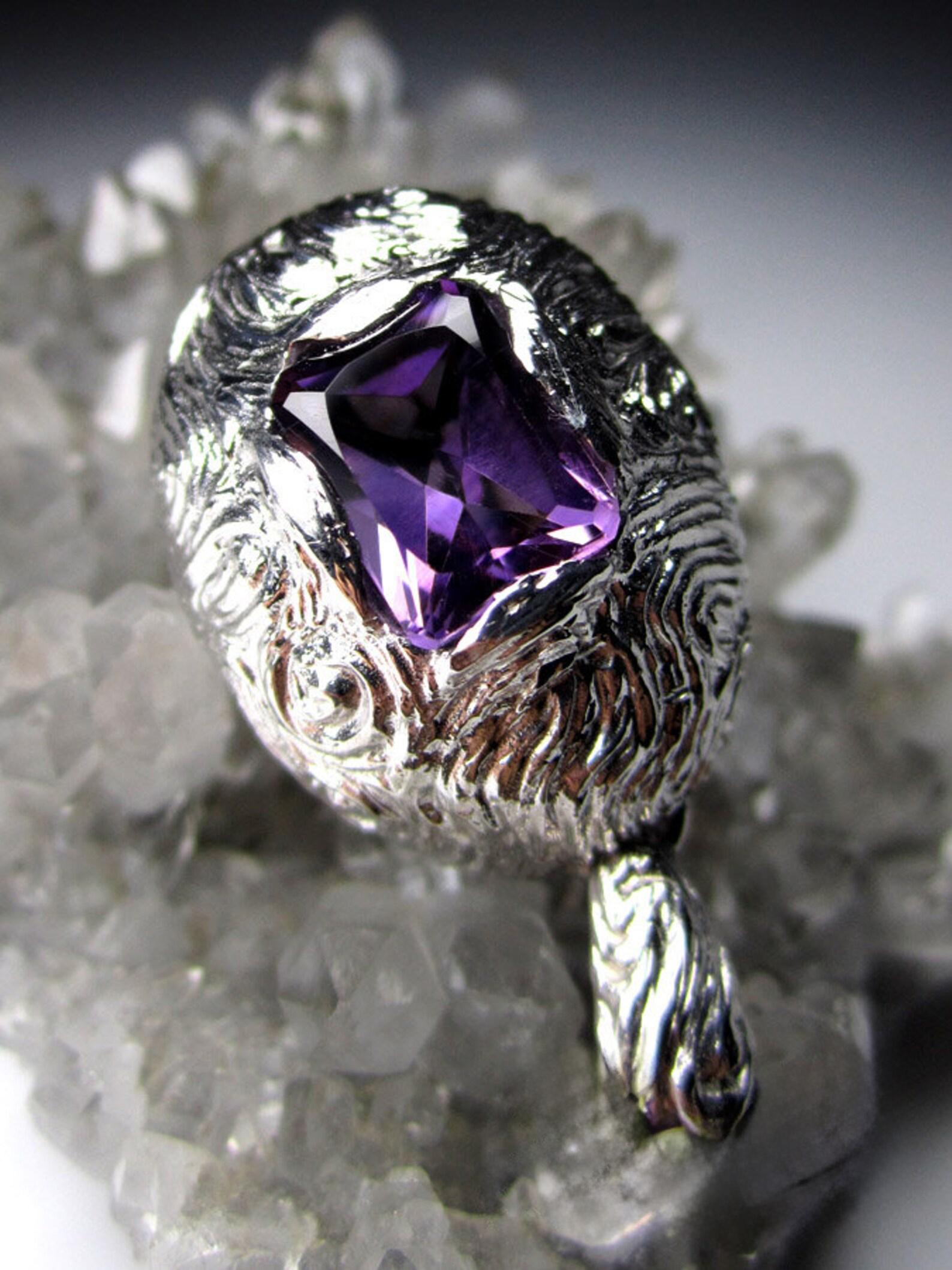 Artist Amethyst Silver Pendant Octagon Cut Jewels Natural Purple Violet For Sale