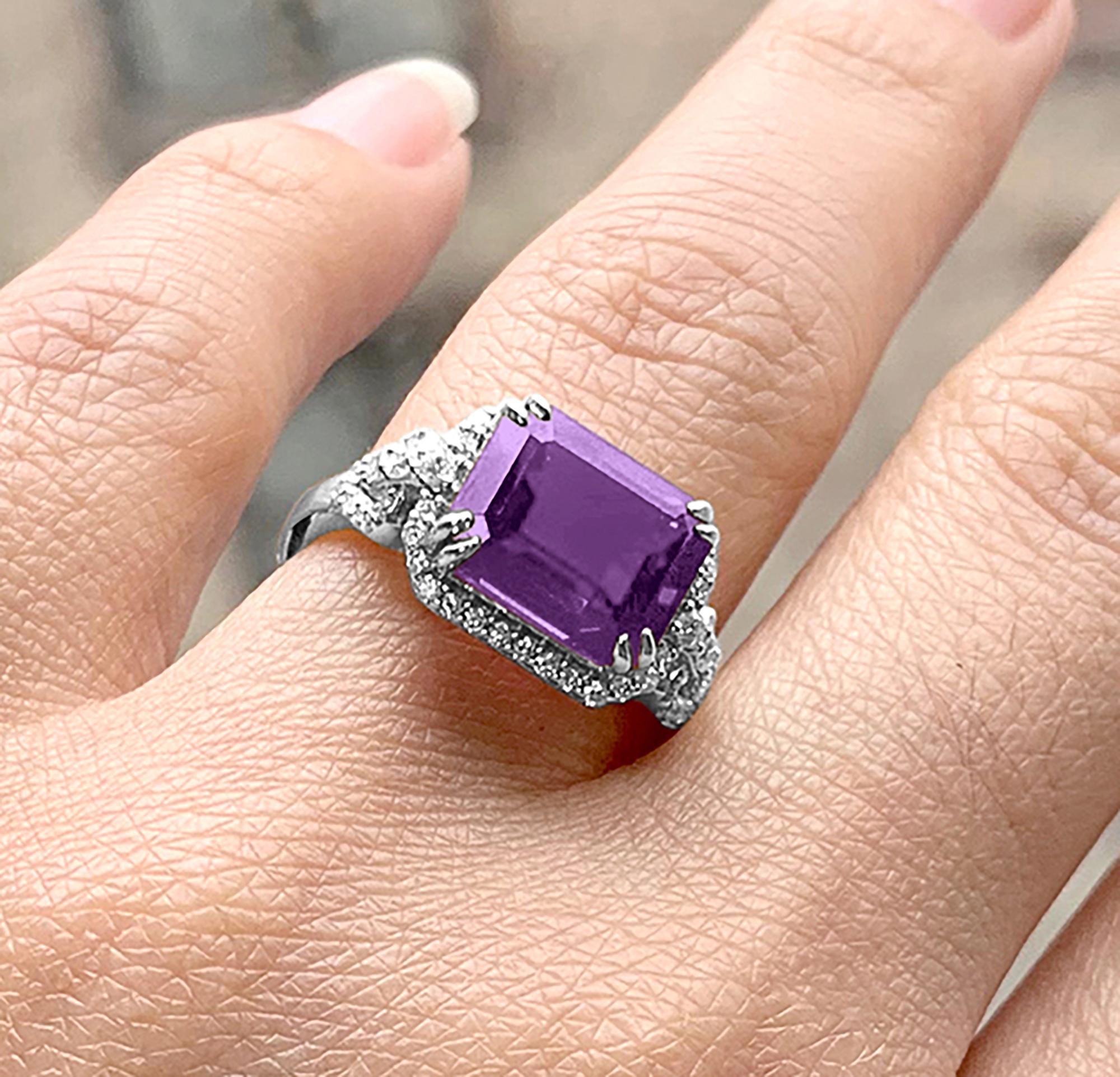 amethyst and emerald ring
