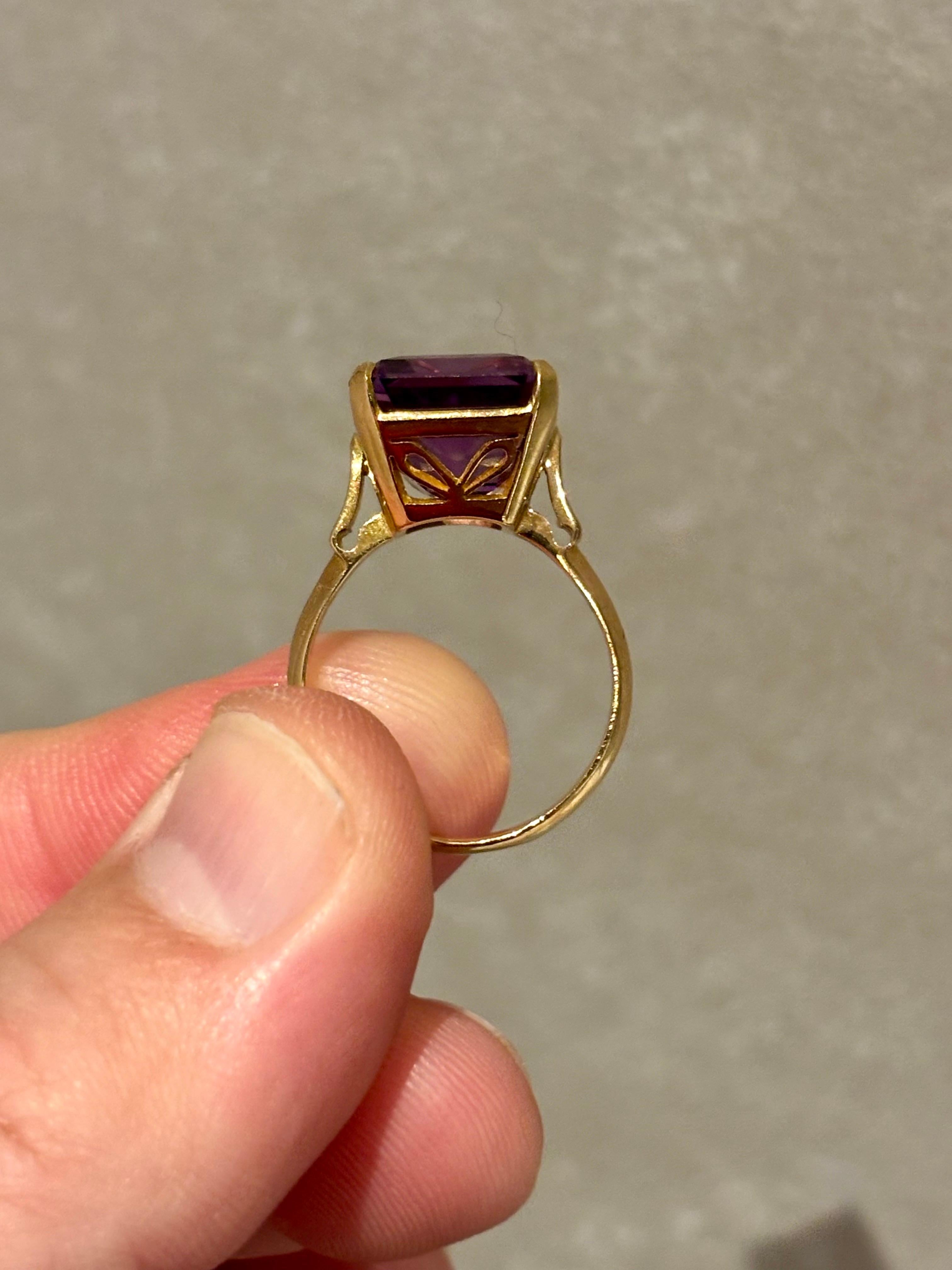 AMETHYST SOLITAIRE RING 22K Gold, 12 Carat Stone (Gemischter Schliff) im Angebot