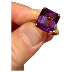 AMETHYST SOLITAIRE RING 22K Gold, 12 Carat Stone