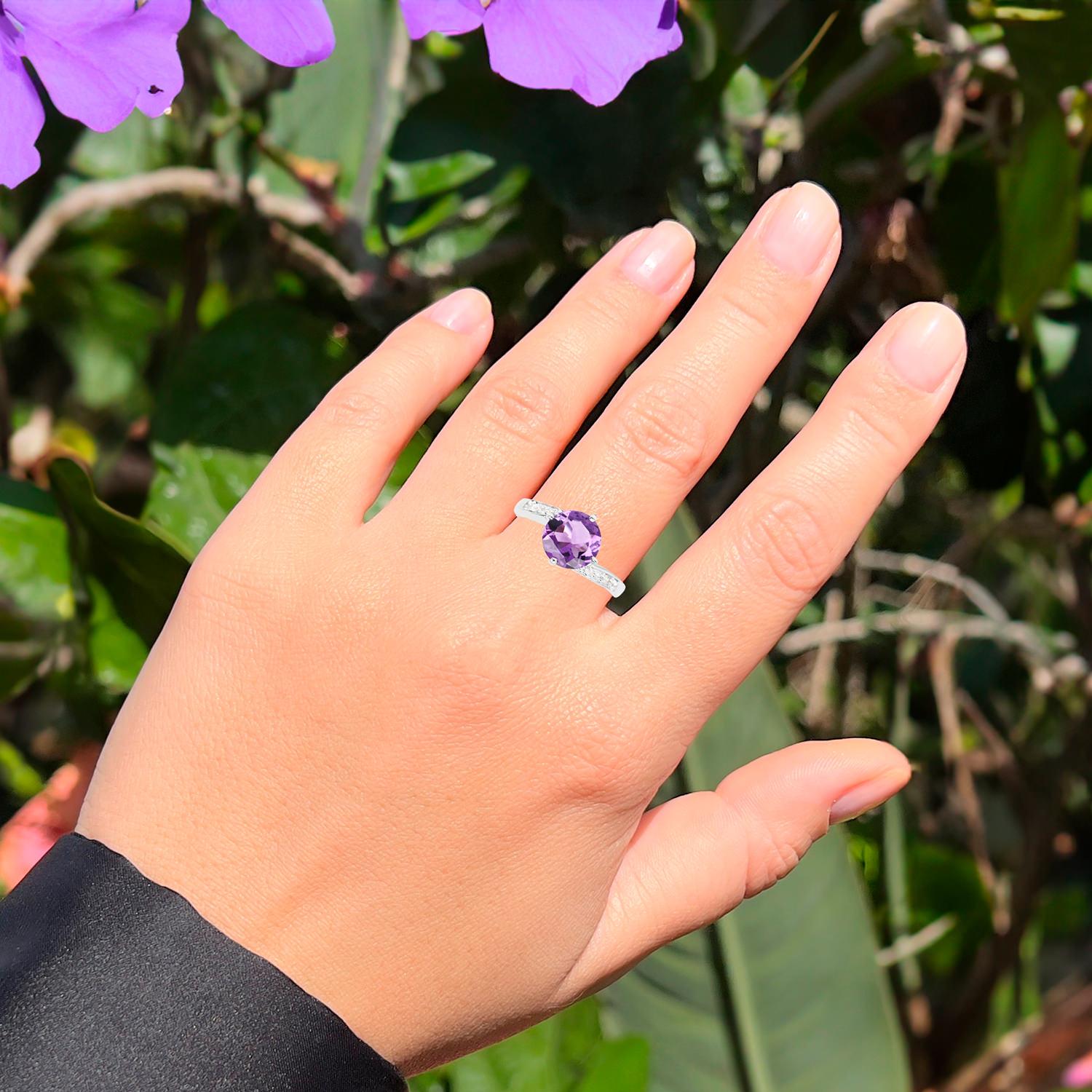 Contemporary Amethyst Solitaire Ring White Topaz Setting 2.52 Carats For Sale