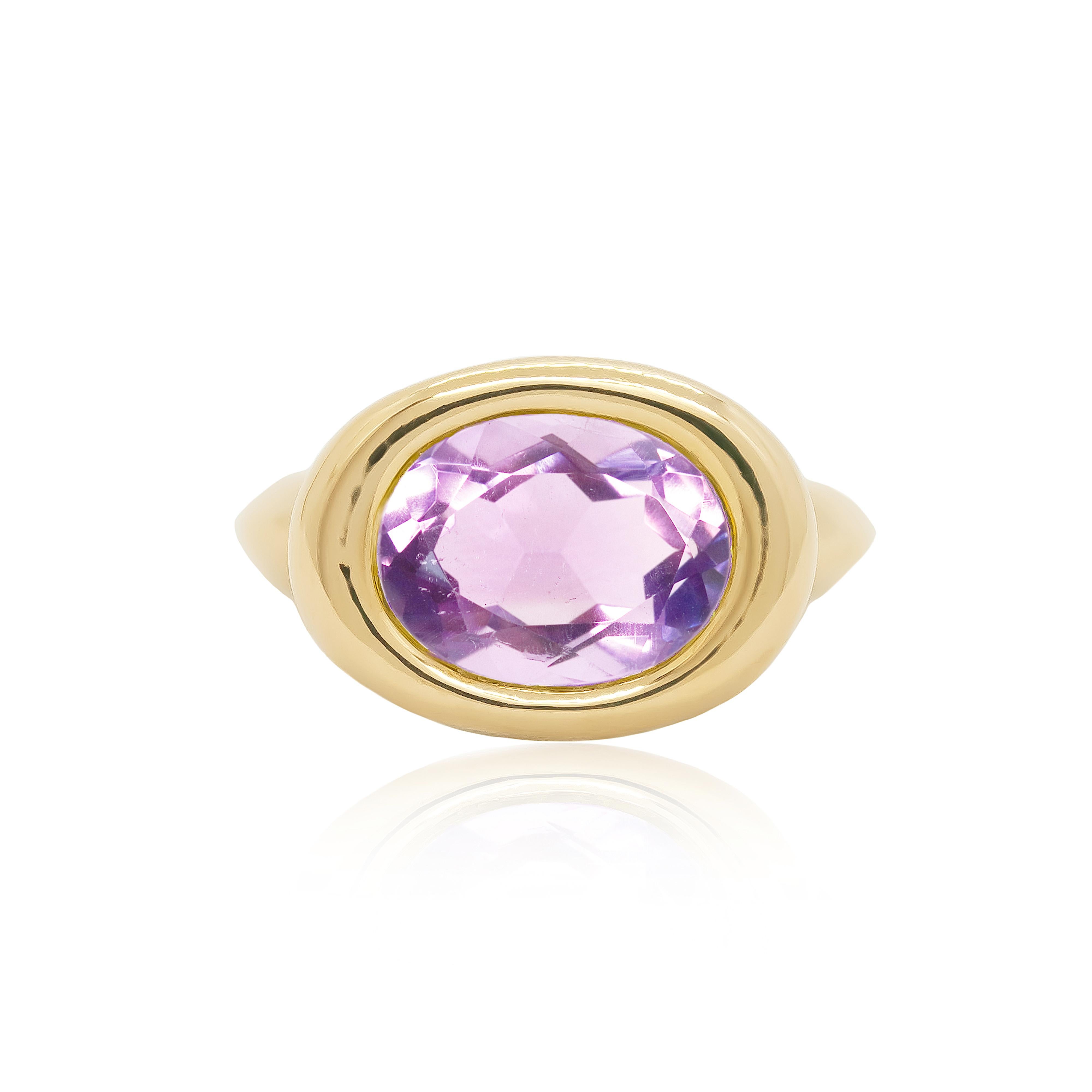 For Sale:  Amethyst Solo Oval 14k Gold Ring 4