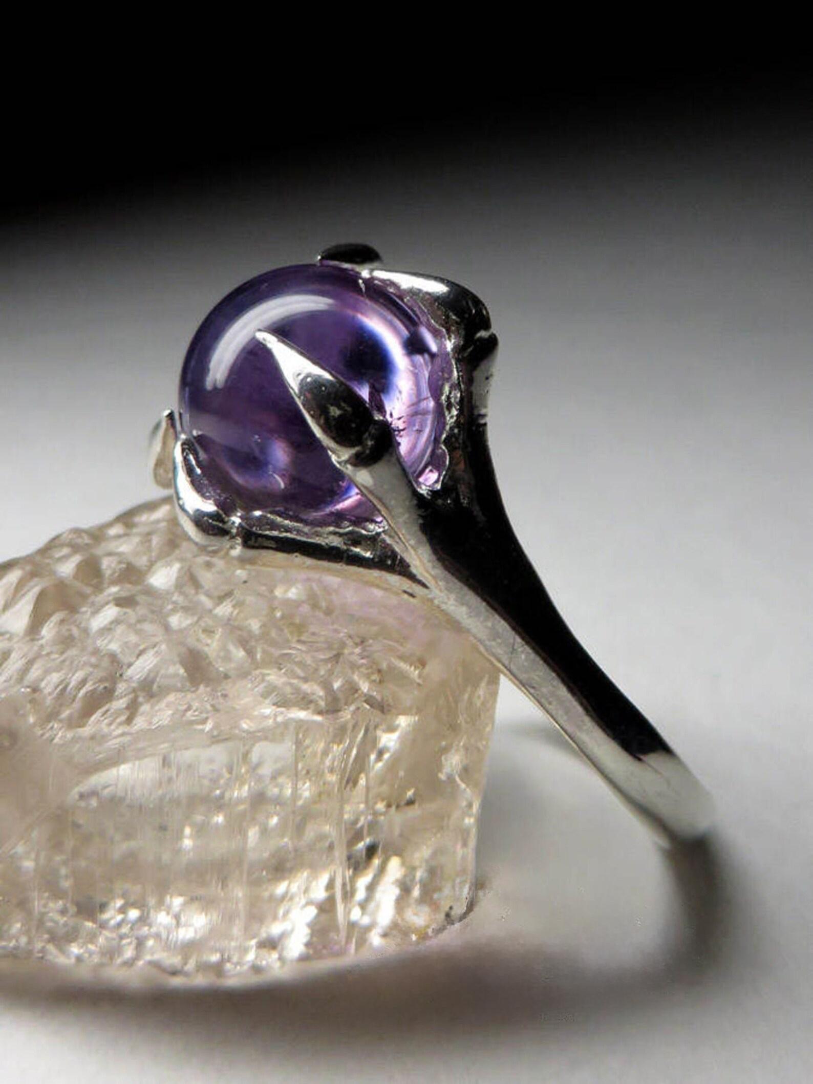 Taille ronde Amethyst Sphere Silver Ring Natural Purple LOTR Gemstone Gothic Style en vente