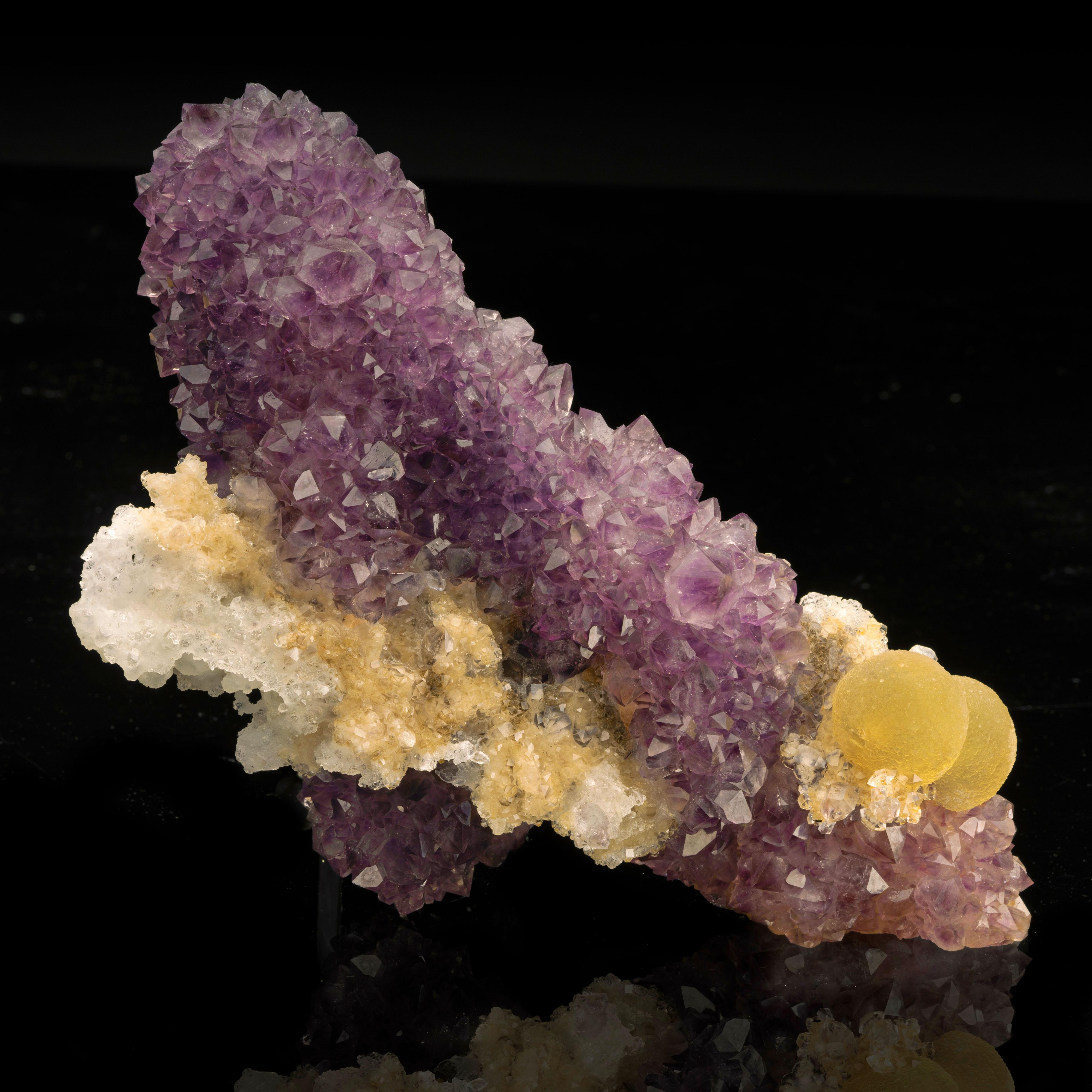 Amethyst Stalactite with Botryoidal Fluorite and Calcite (The High Heel) In New Condition For Sale In New York, NY