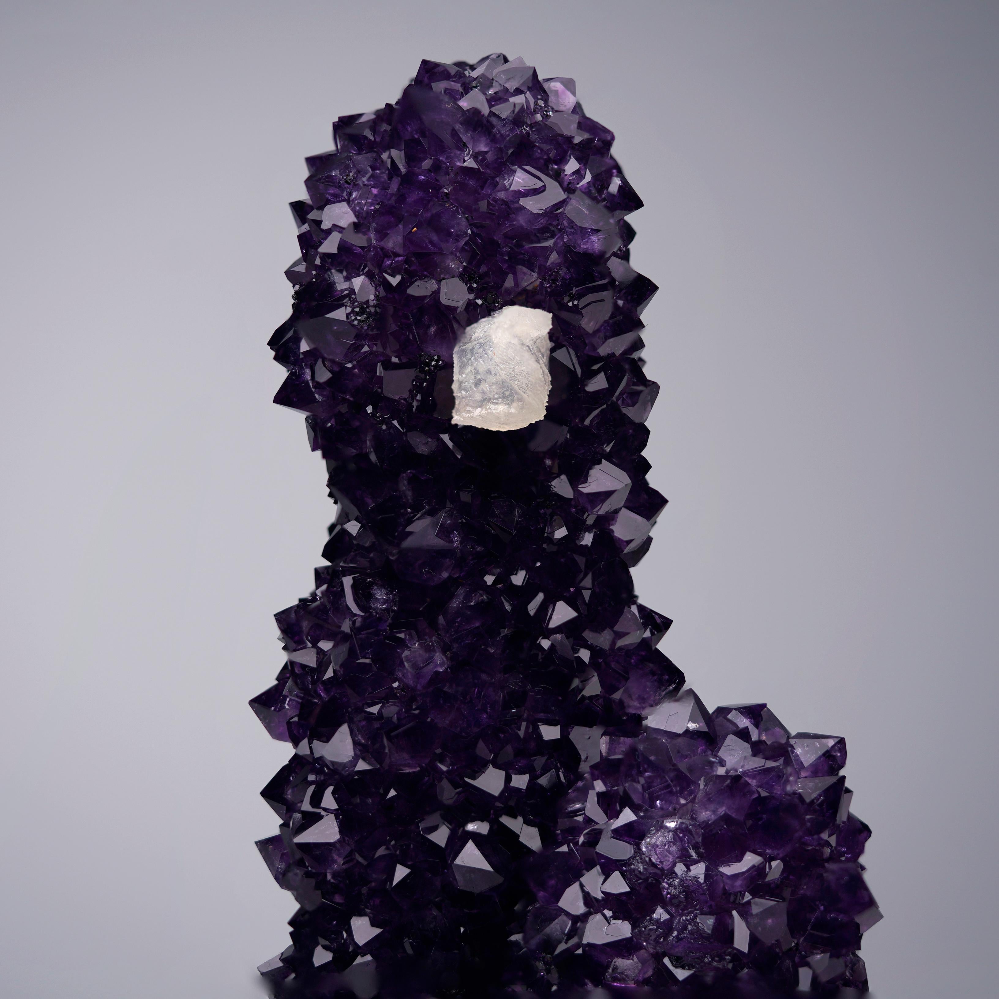 Améthyste Stalactites d'améthyste avec calcite en vente