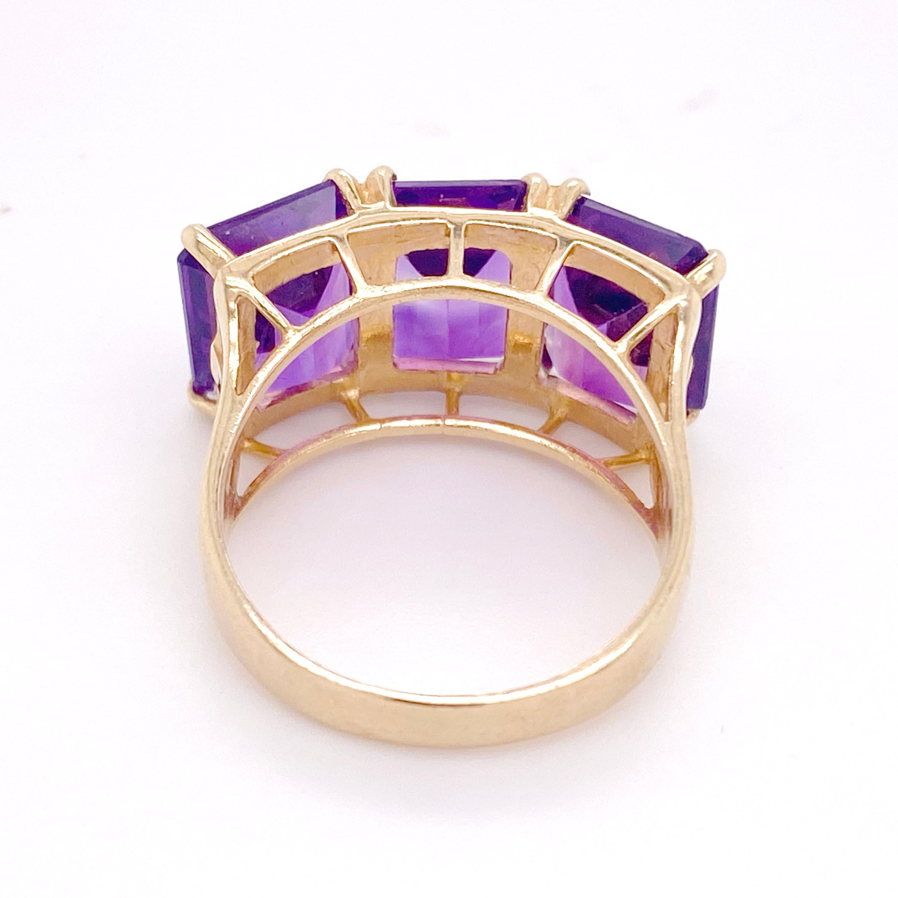 Contemporary 7.10 Carats Amethyst Three-Stone Ring, 14K Yellow Gold, Emerald Cut For Sale