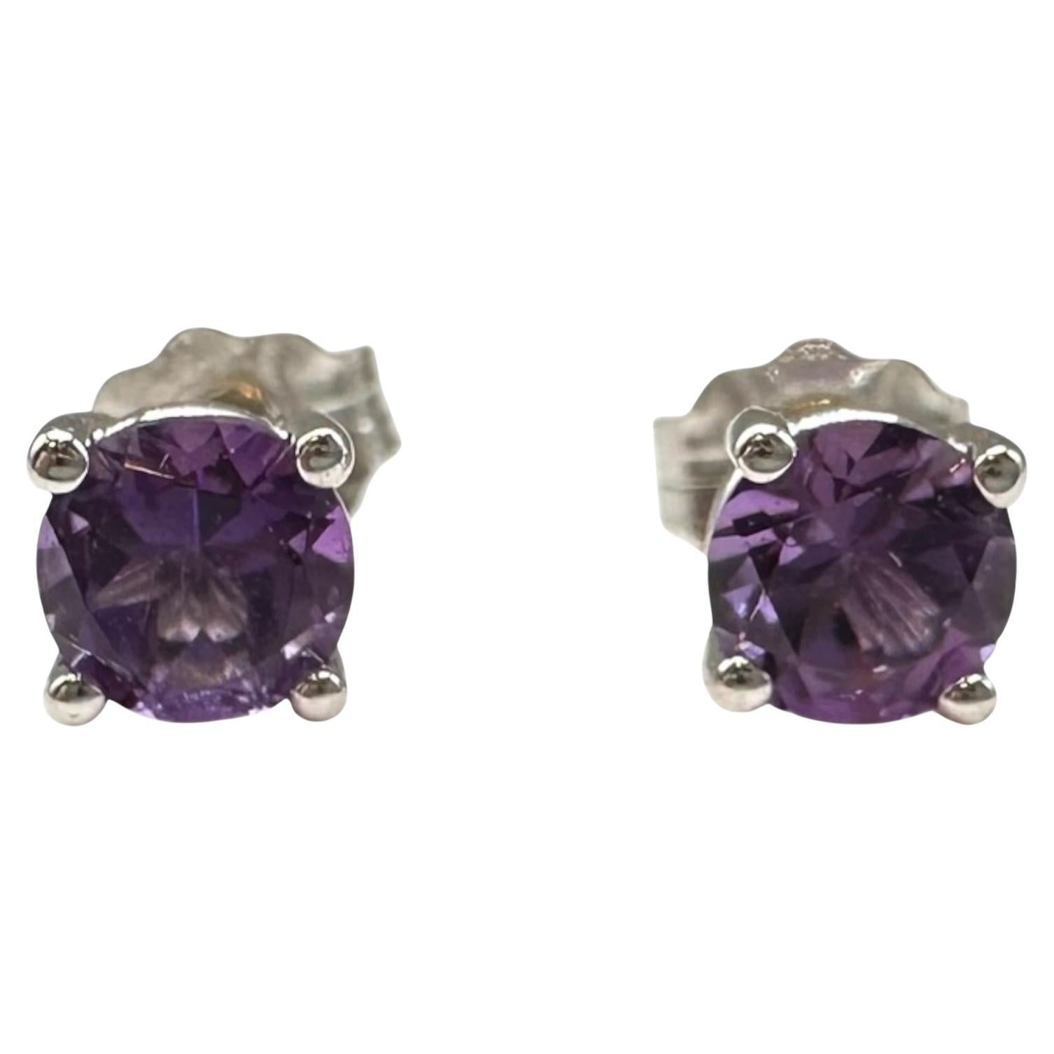 Amethyst Stud Earrings in 14kt White Gold – 4.5mm, New