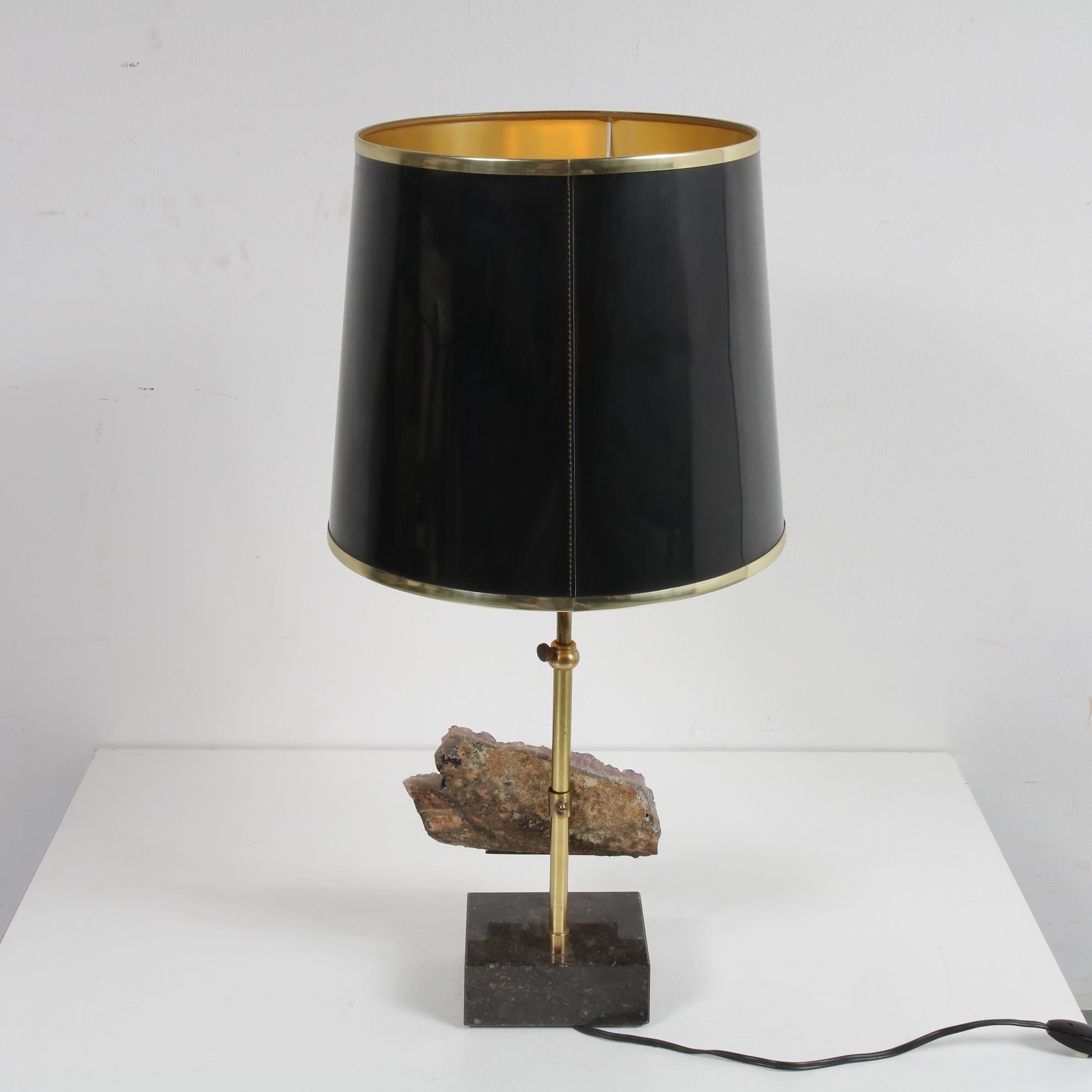 Lampe de table en améthyste dans le style de Willy Daro, 1970 en vente 2
