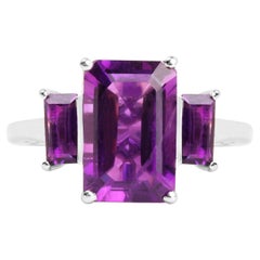 Amethyst-Ring mit drei Steinen, 4,65 Karat