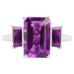 Amethyst-Ring mit drei Steinen, 4,65 Karat