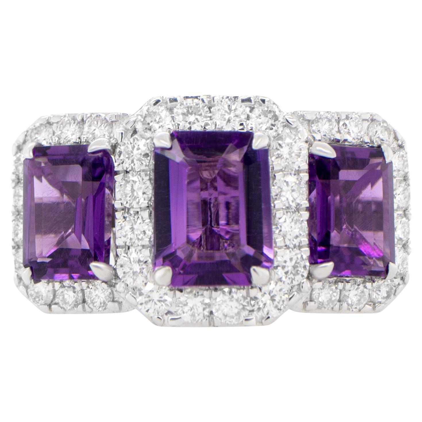 Anillo Amatista Tres Piedras Engaste Diamante 3,92 Quilates Oro 18K