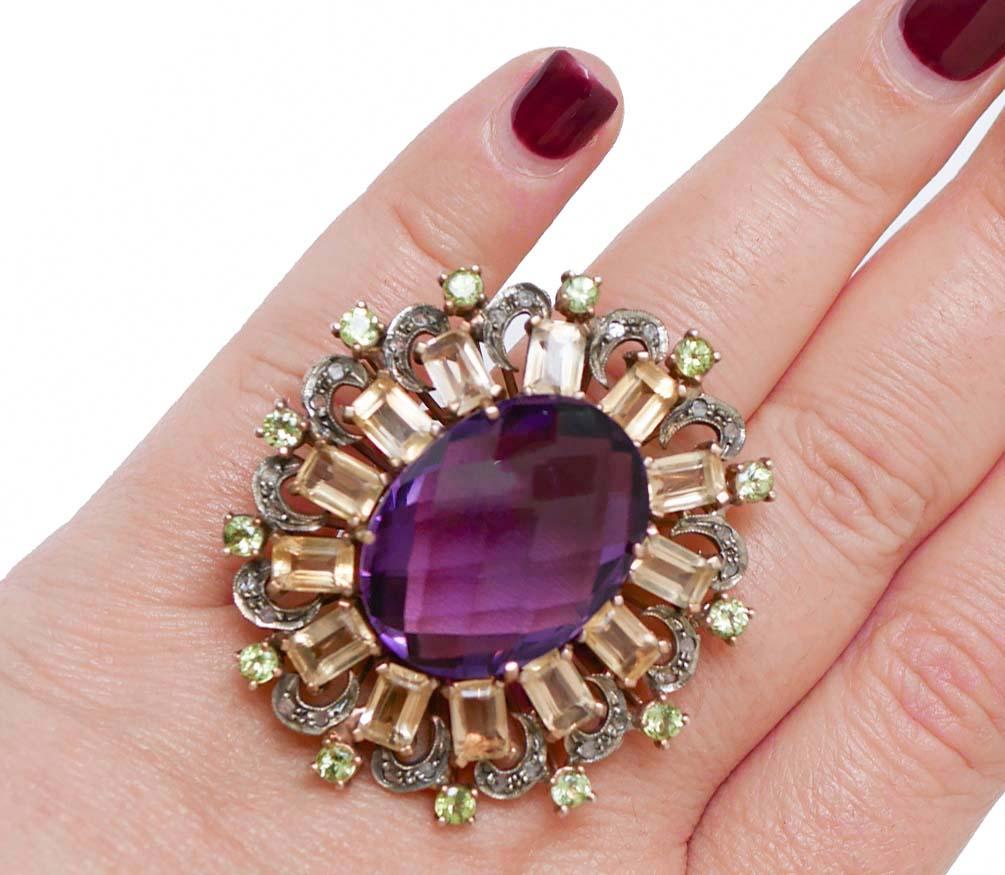 Amethyst, Topaz, Peridots, Diamonds, Rose Gold and Silver Ring. In Good Condition For Sale In Marcianise, Marcianise (CE)