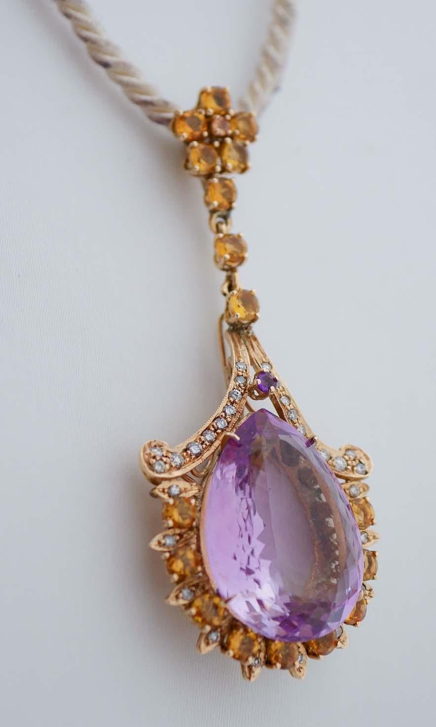 Rétro Améthyste, topaze, diamants, pénat en or rose 14 carats en vente