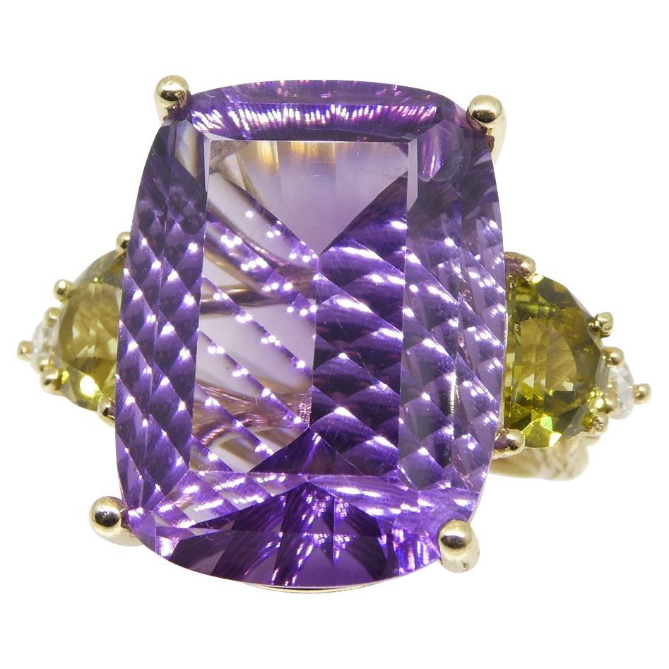 Bague en or jaune 14k avec améthyste, tourmaline et diamant en forme de vigne en vente