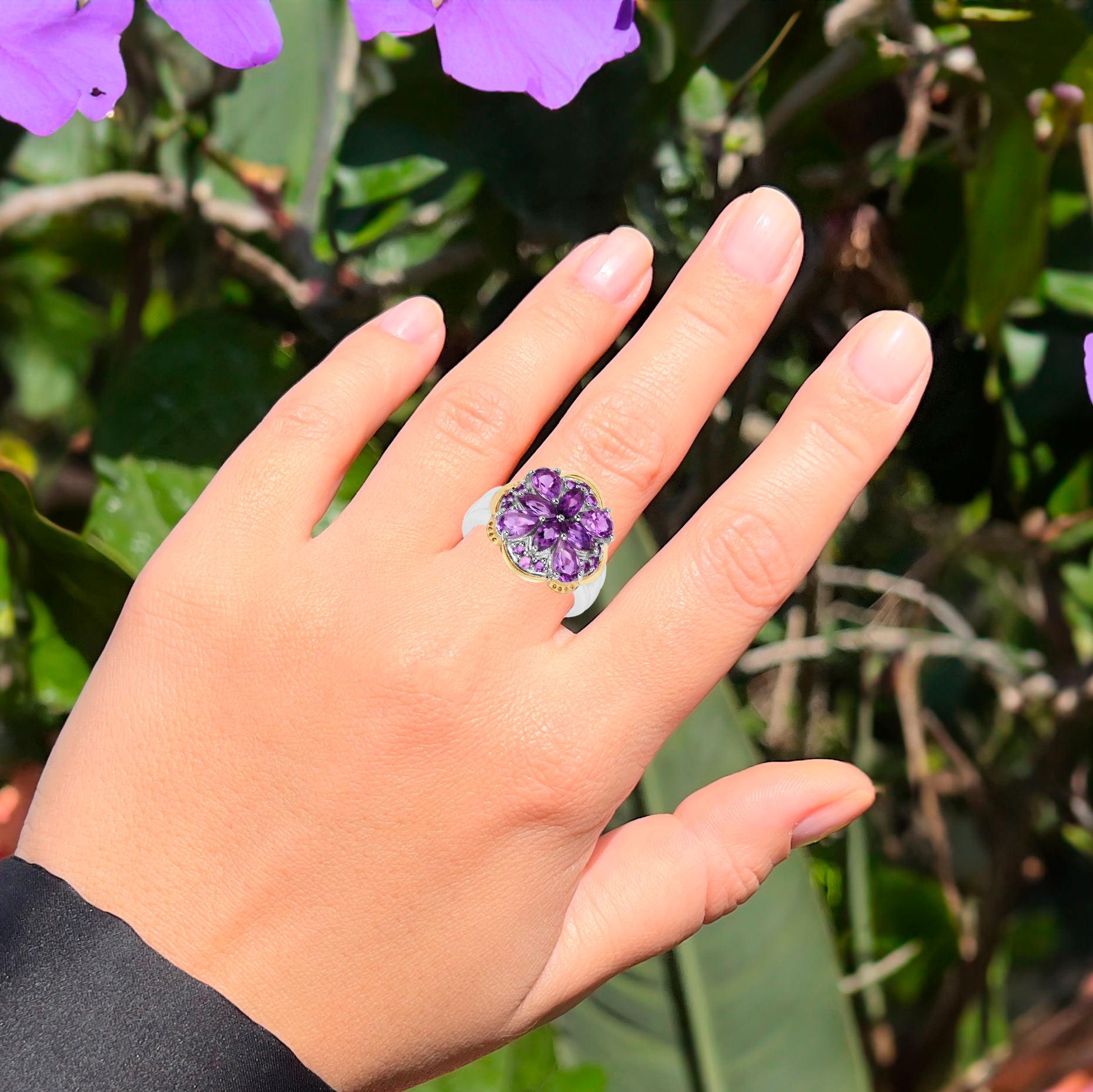 Contemporaneo Anello cocktail bicolore con ametista, argento placcato oro 14k in vendita