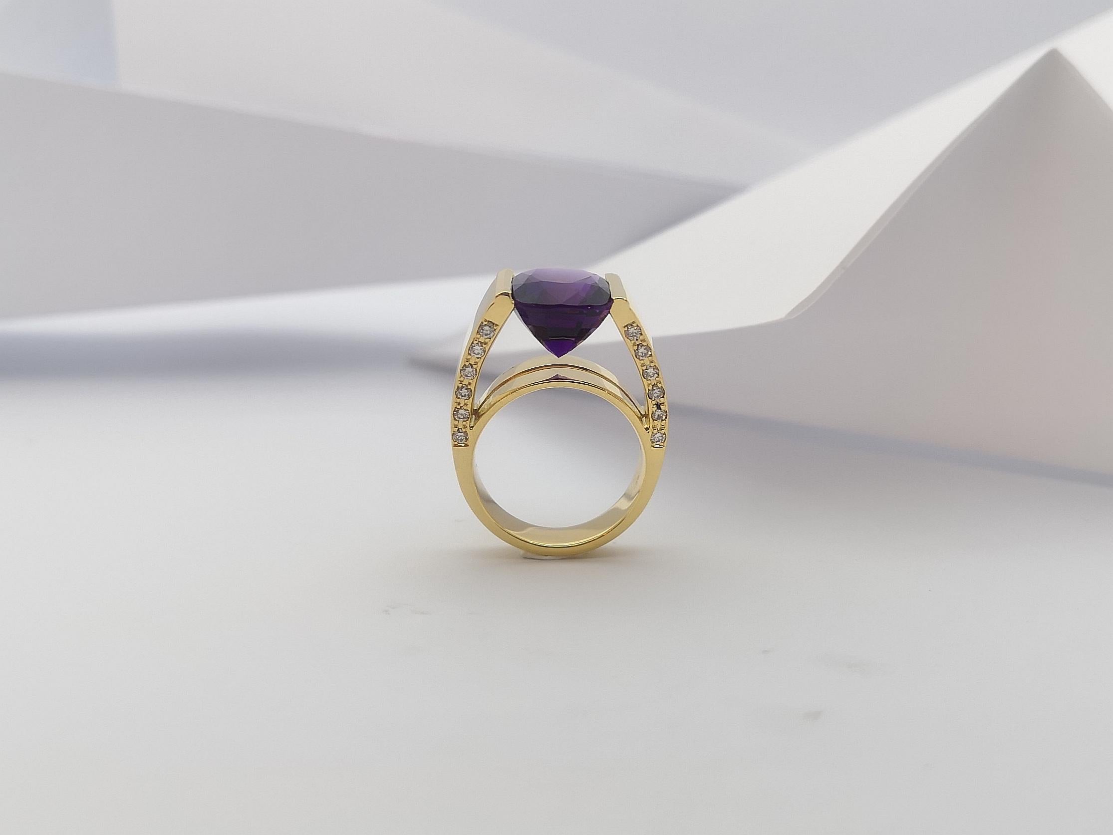Amethyst with Brown Diamond Ring Set in 18 Karat Gold Settings For Sale 4