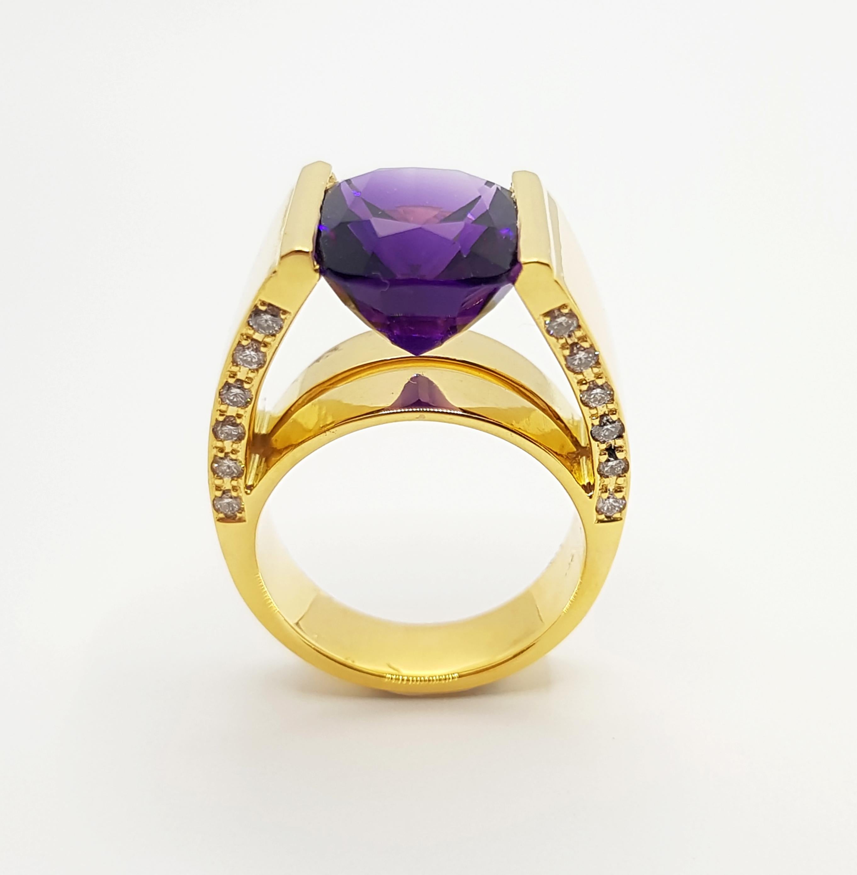 Amethyst with Brown Diamond Ring Set in 18 Karat Gold Settings For Sale 11