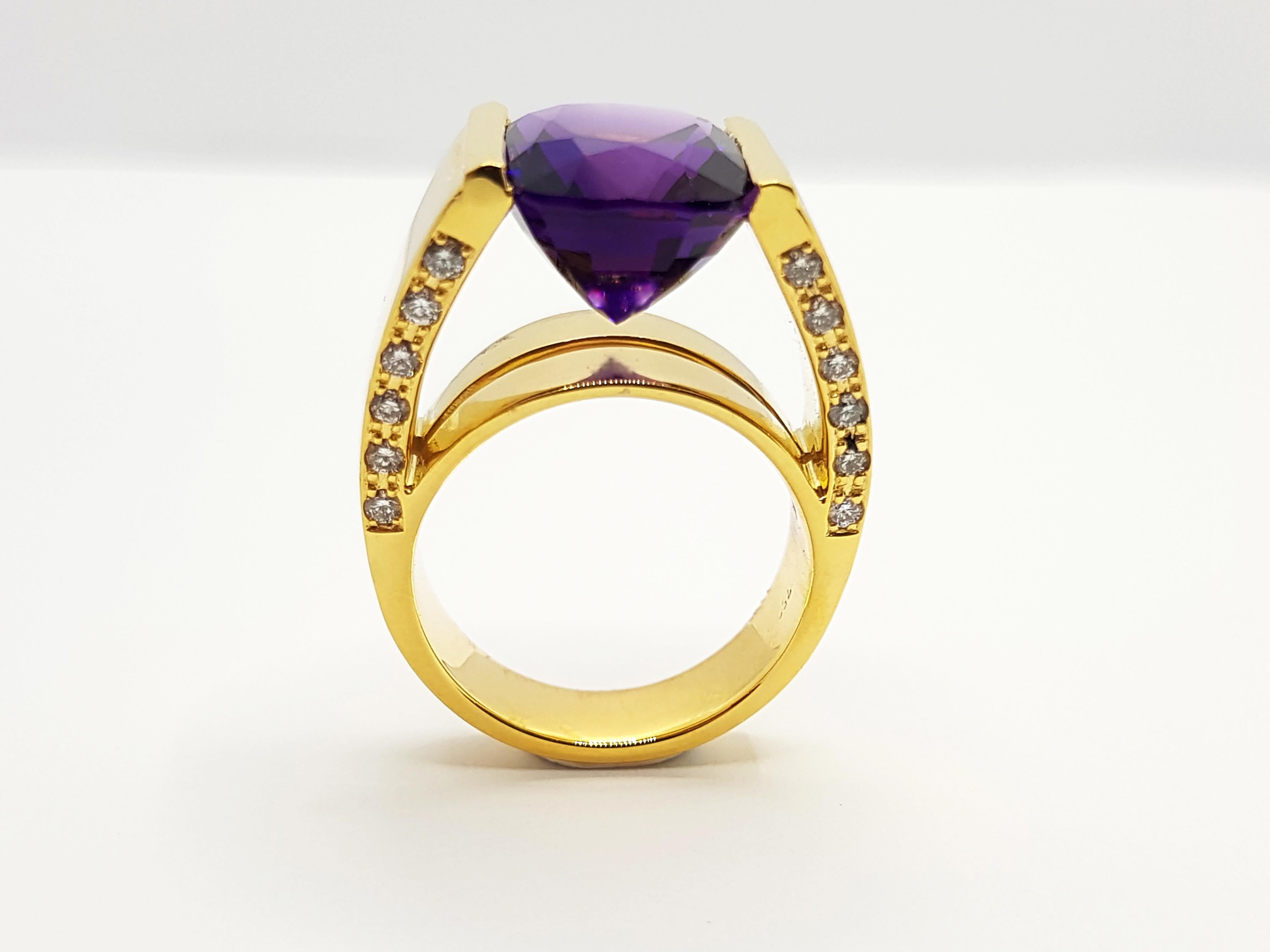 Amethyst with Brown Diamond Ring Set in 18 Karat Gold Settings For Sale 12