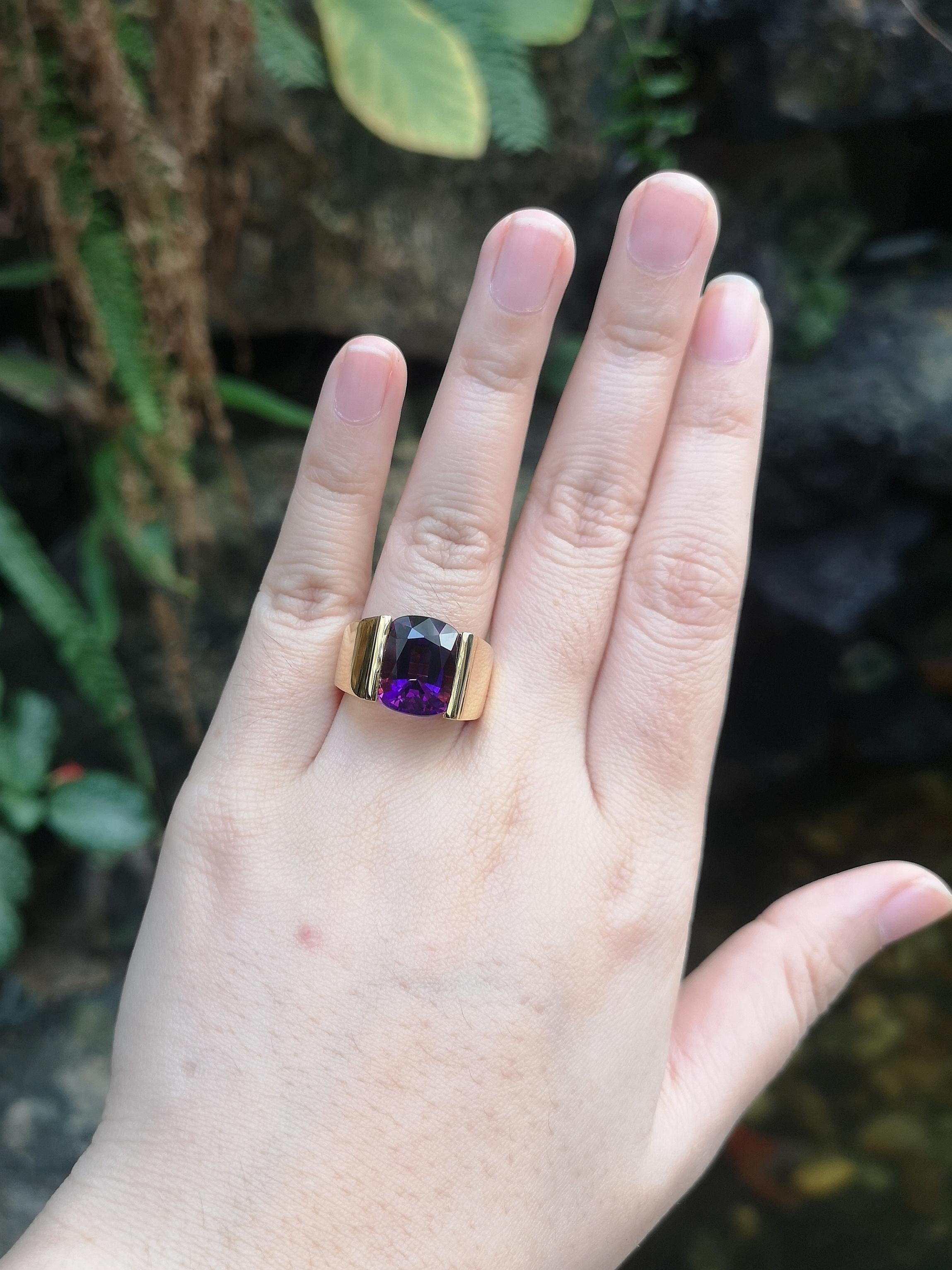 Bague en or 18 carats avec améthyste de 7,76 carats et diamant brun de 0,44 carat

Largeur :  1.3 cm 
Longueur : 1.3 cm
Taille de l'anneau : 55
Poids total : 21,9 grammes

