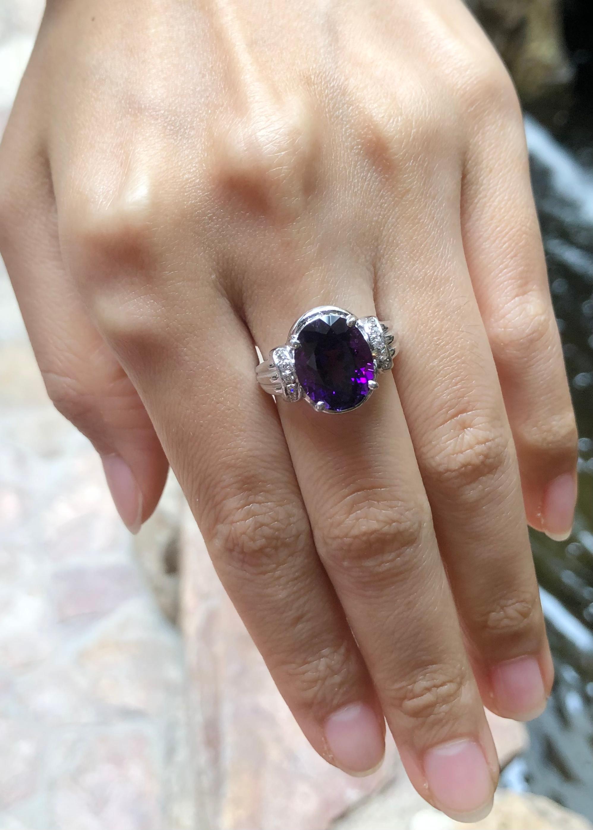 Ring mit Amethyst und kubischem Zirkon in Silberfassung im Angebot 1