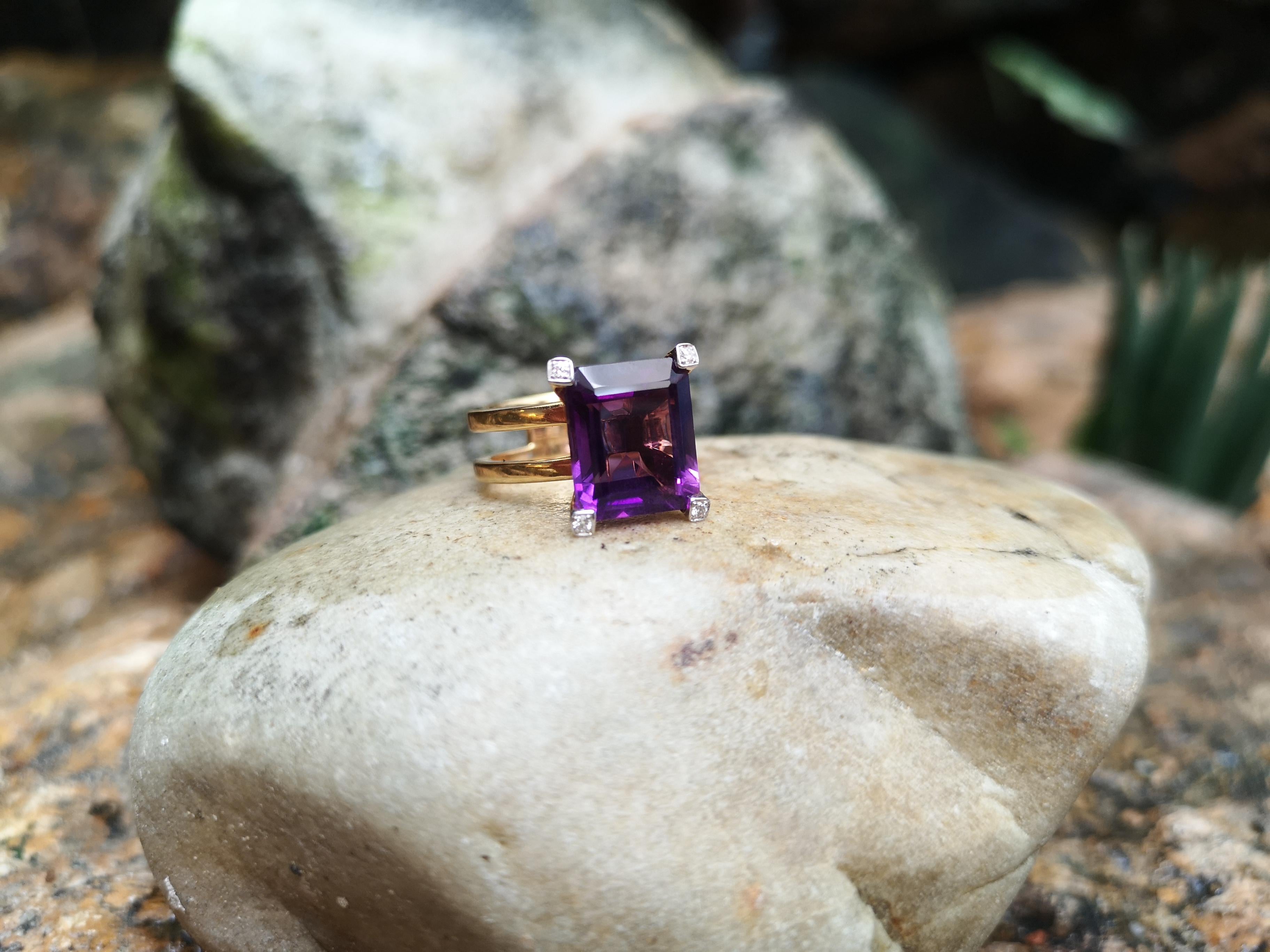 Princess Cut Amethyst with Diamond Ring Set in 18 Karat Gold Settings For Sale