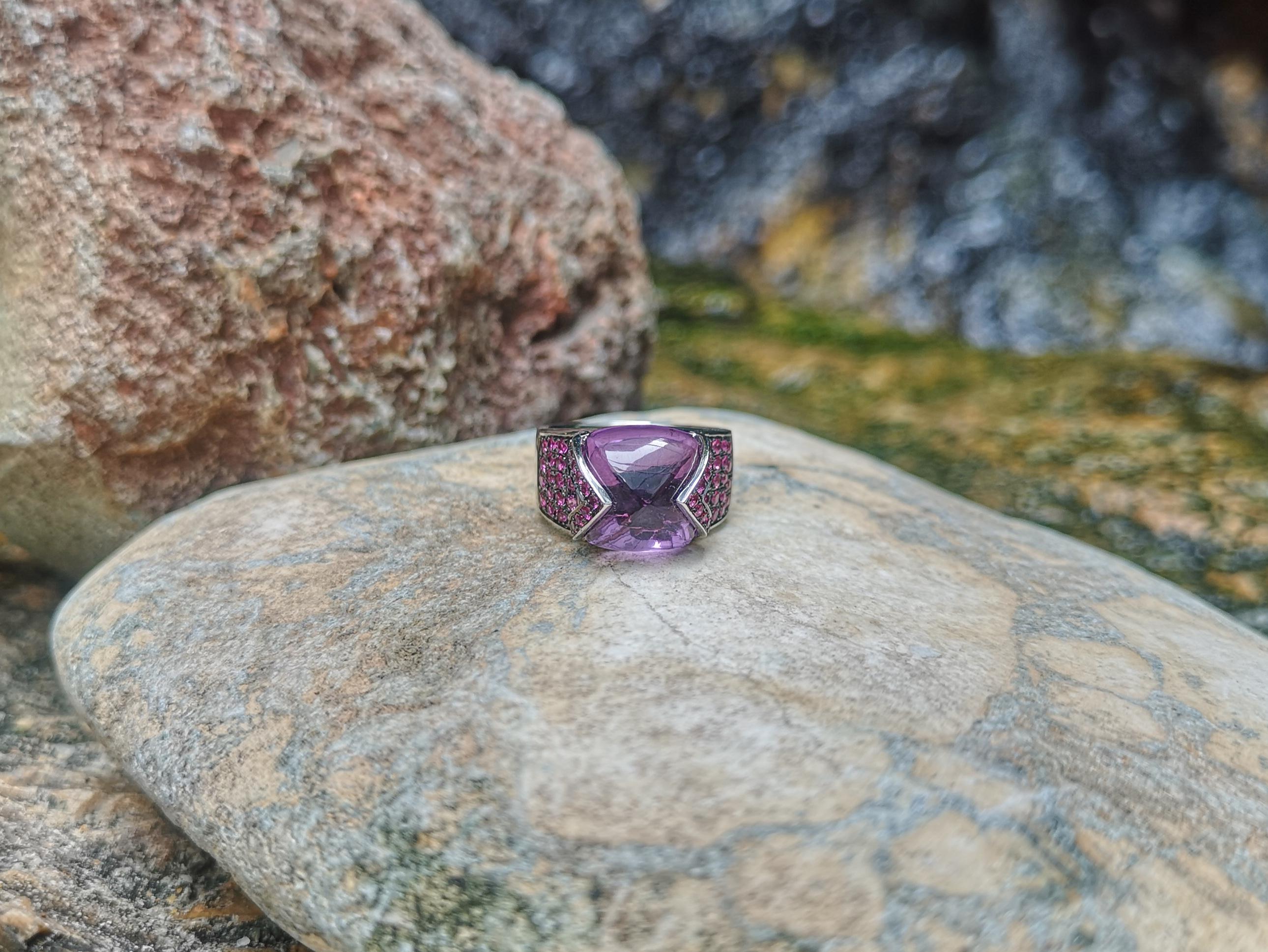 Amethyst with Pink Sapphire Ring Set in 18 K White Gold For Sale 2