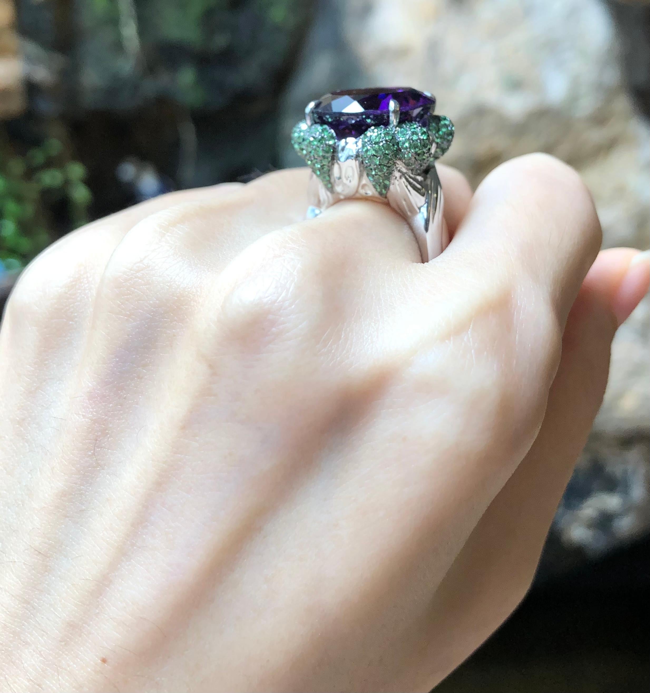 Amethyst with Tsavorite Ring Set in 18 Karat White Gold Settings In New Condition For Sale In Bangkok, TH